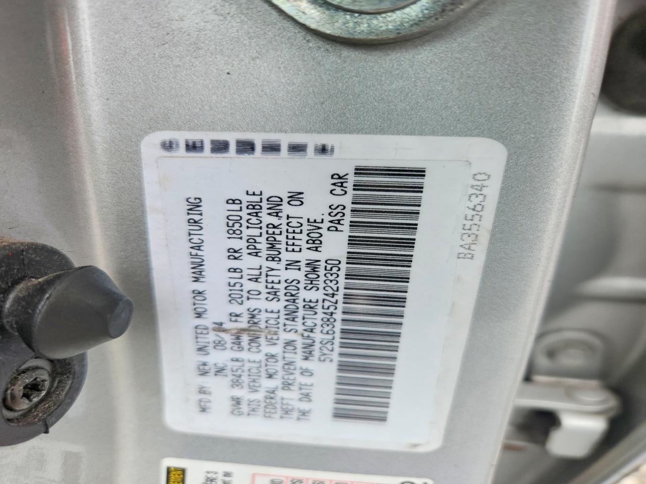2005 Pontiac Vibe Silver vin: 5Y2SL63845Z423350