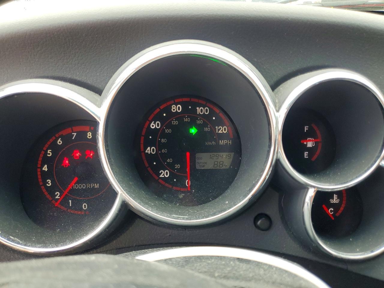 2005 Pontiac Vibe White vin: 5Y2SL63845Z432226