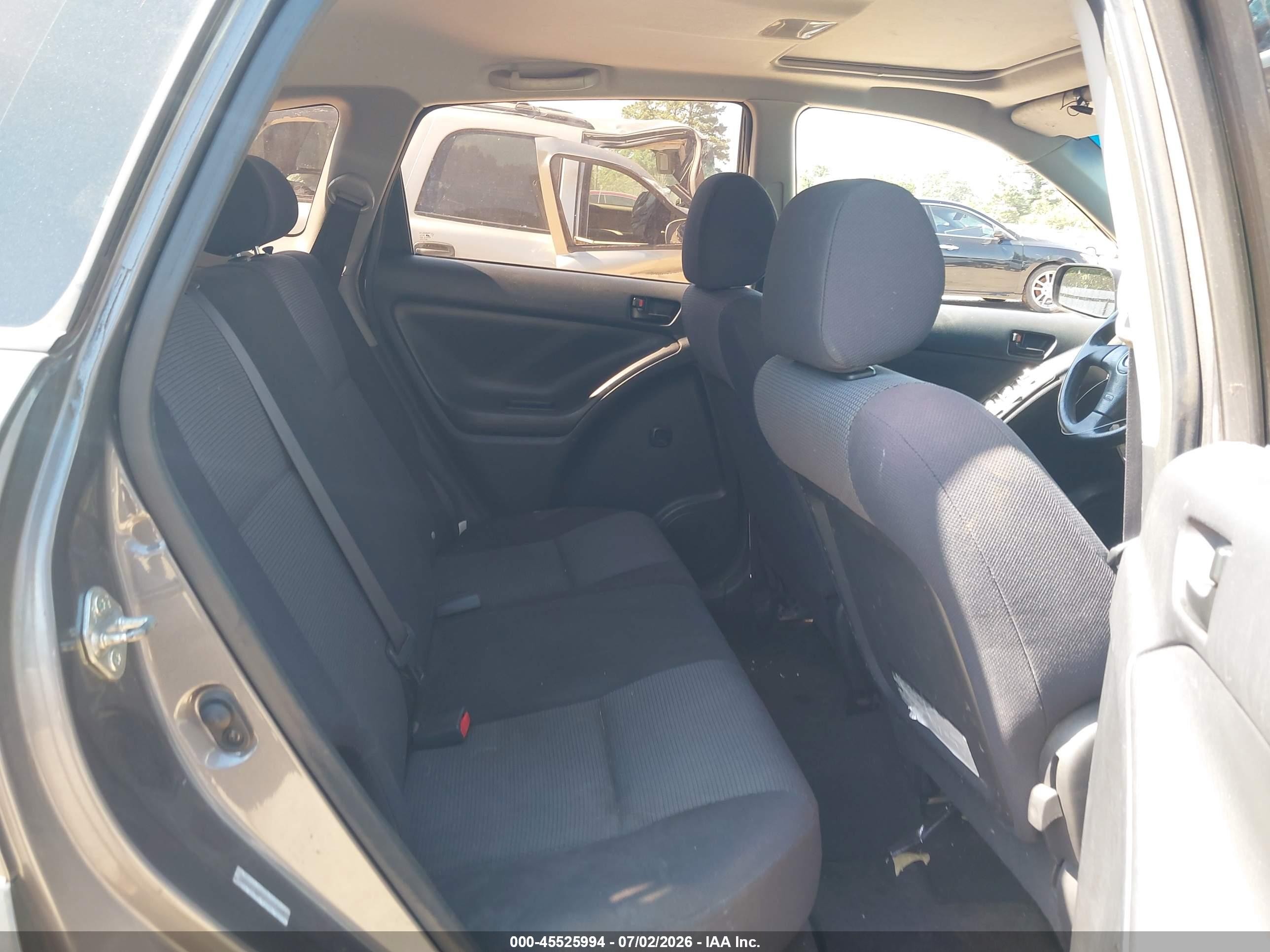 2005 Pontiac Vibe   Gray vin: 5Y2SL63845Z437426