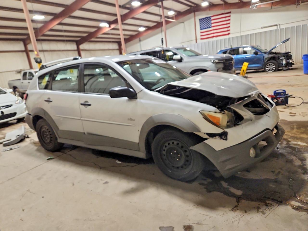 2005 Pontiac Vibe Silver vin: 5Y2SL63845Z438379