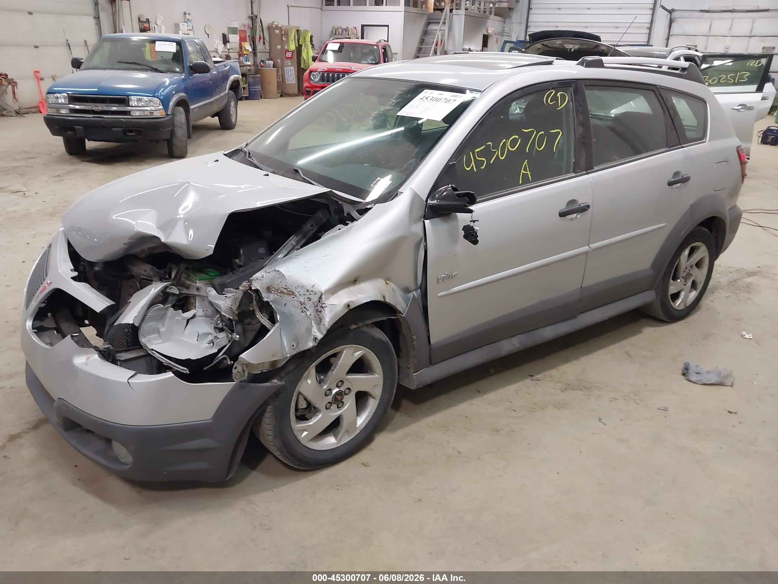 2005 Pontiac Vibe   Silver vin: 5Y2SL63845Z450001