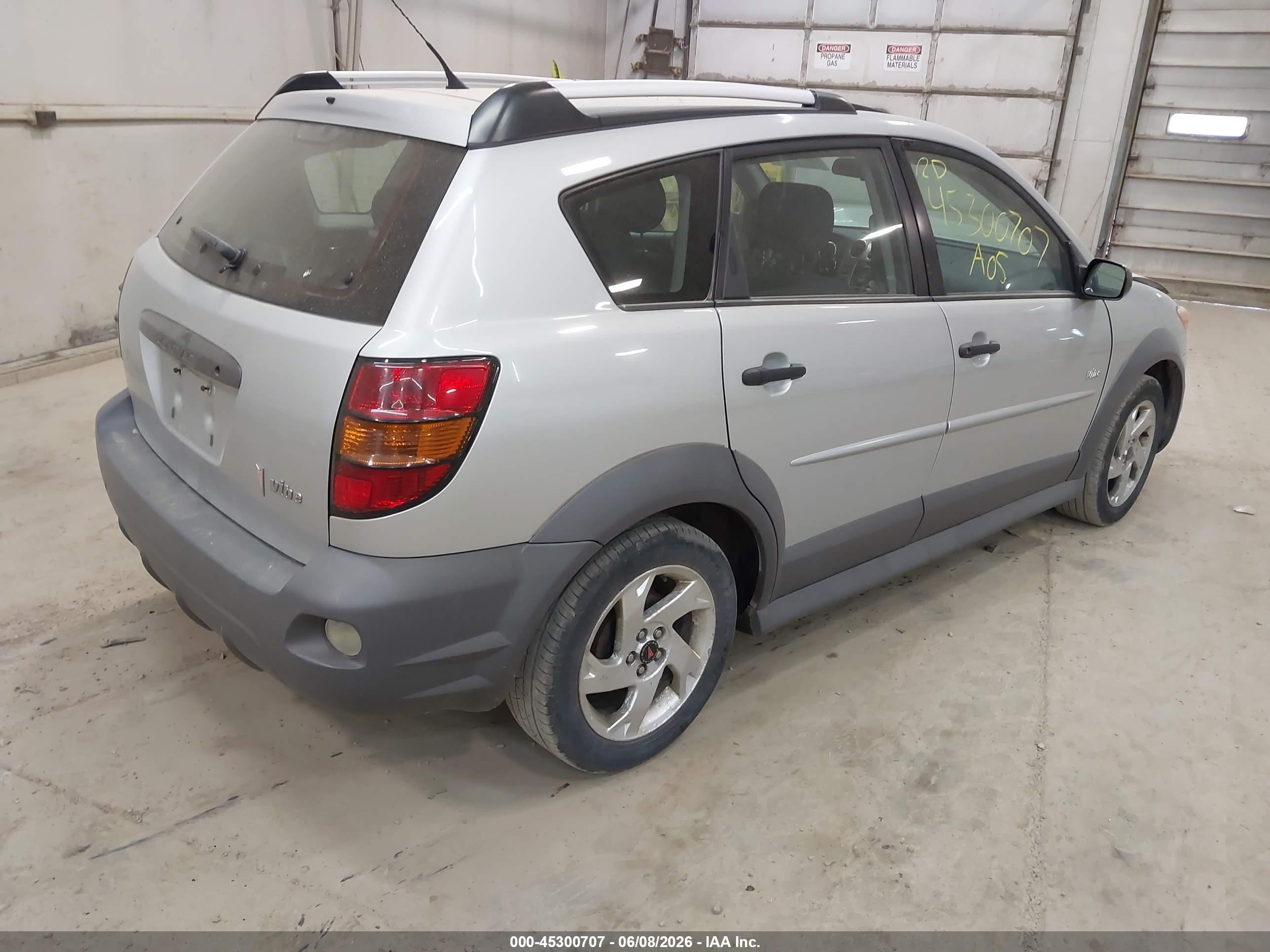 2005 Pontiac Vibe   Silver vin: 5Y2SL63845Z450001