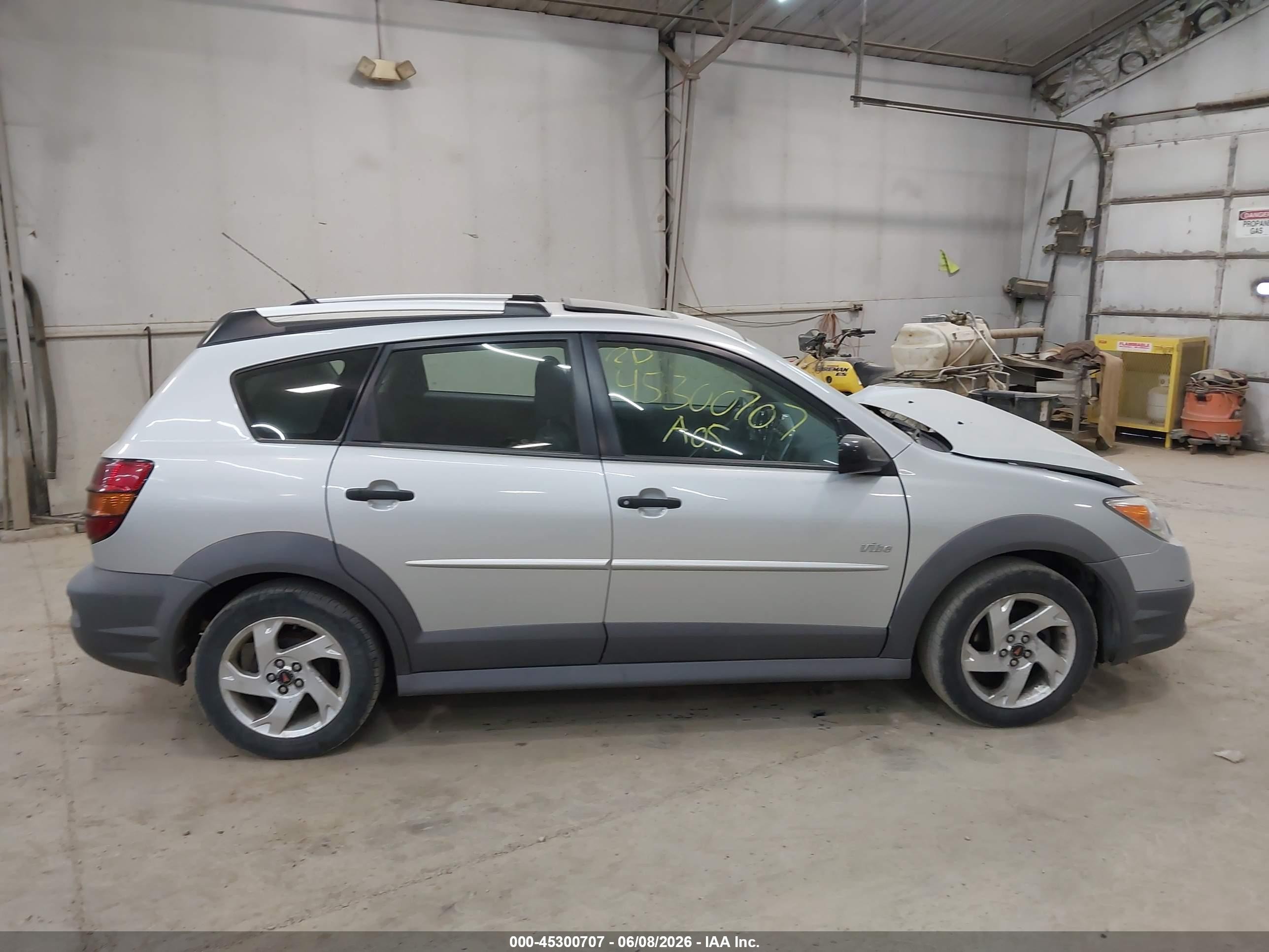 2005 Pontiac Vibe   Silver vin: 5Y2SL63845Z450001