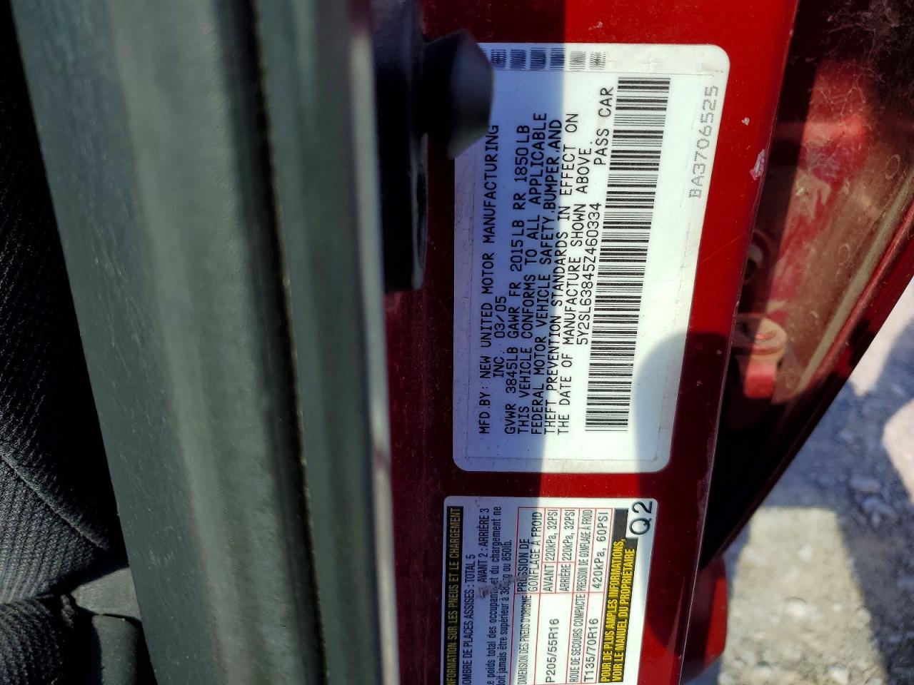 2005 Pontiac Vibe Red vin: 5Y2SL63845Z460334