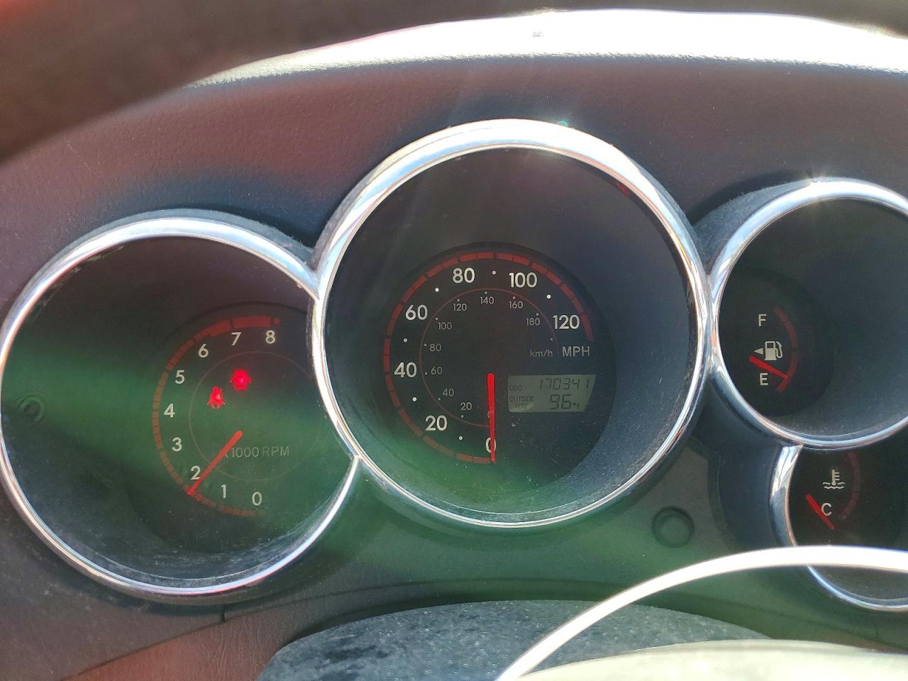 2005 Pontiac Vibe Red vin: 5Y2SL63845Z460334