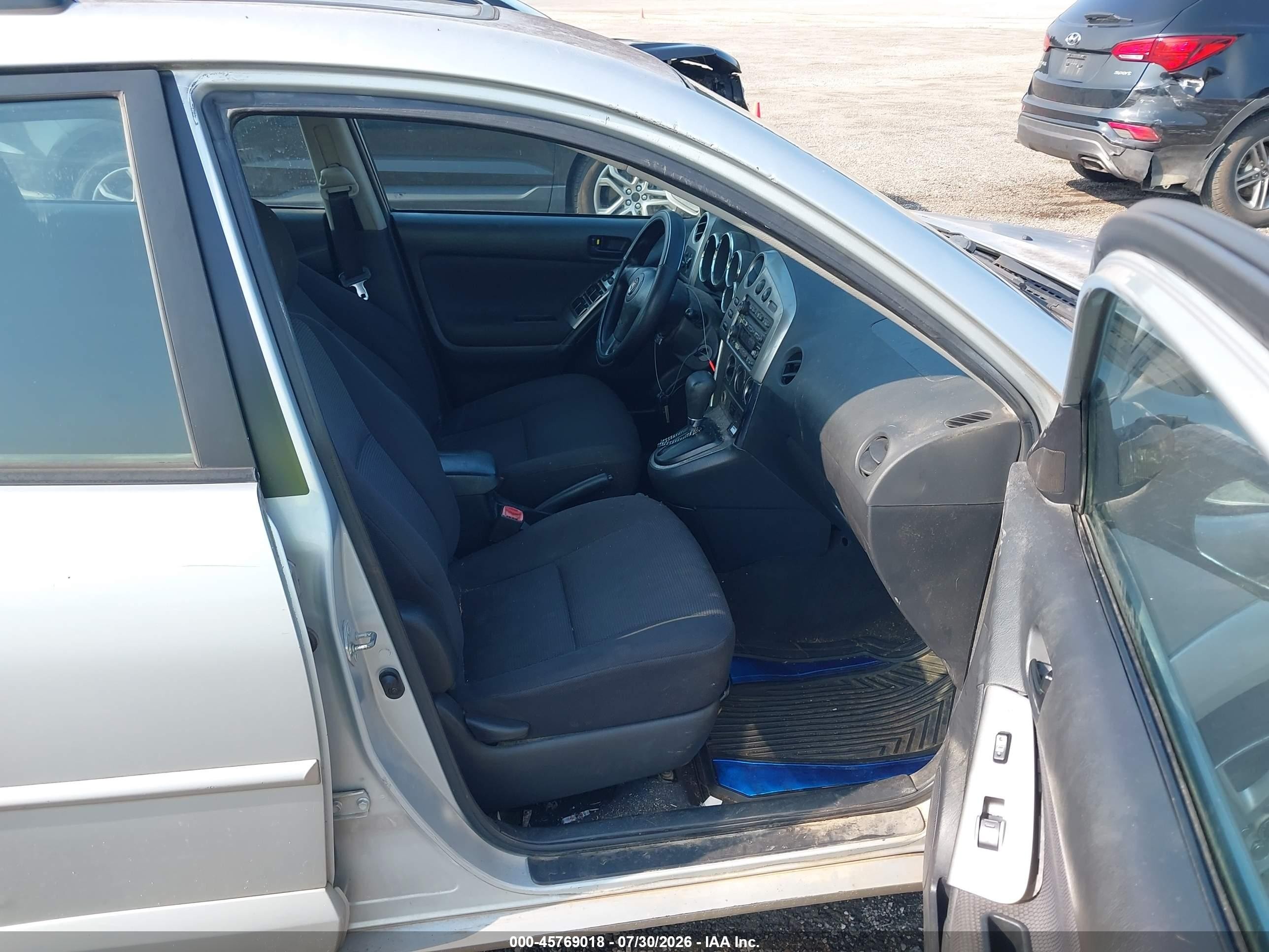 2005 Pontiac Vibe   Silver vin: 5Y2SL63845Z473469
