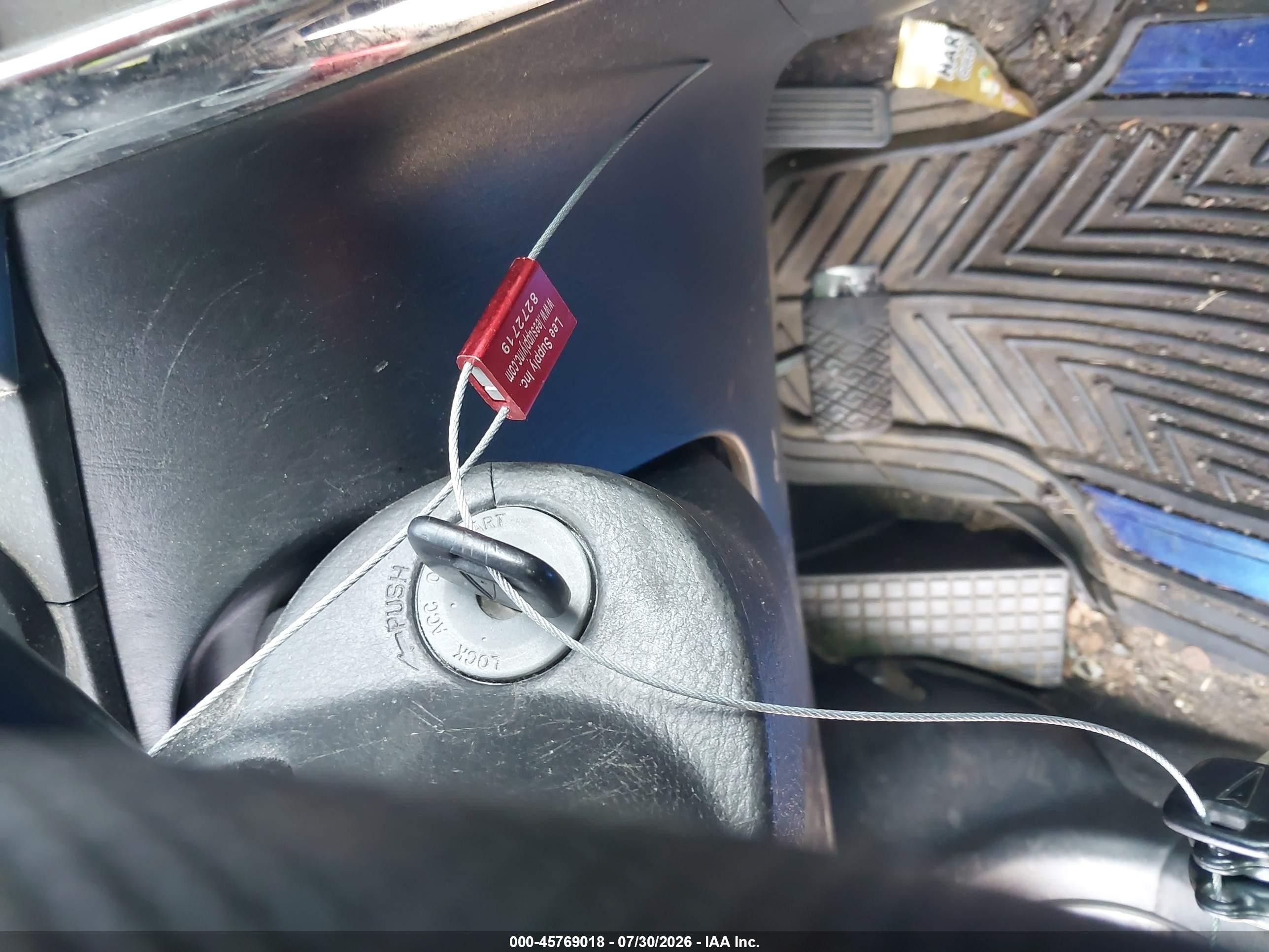 2005 Pontiac Vibe   Silver vin: 5Y2SL63845Z473469