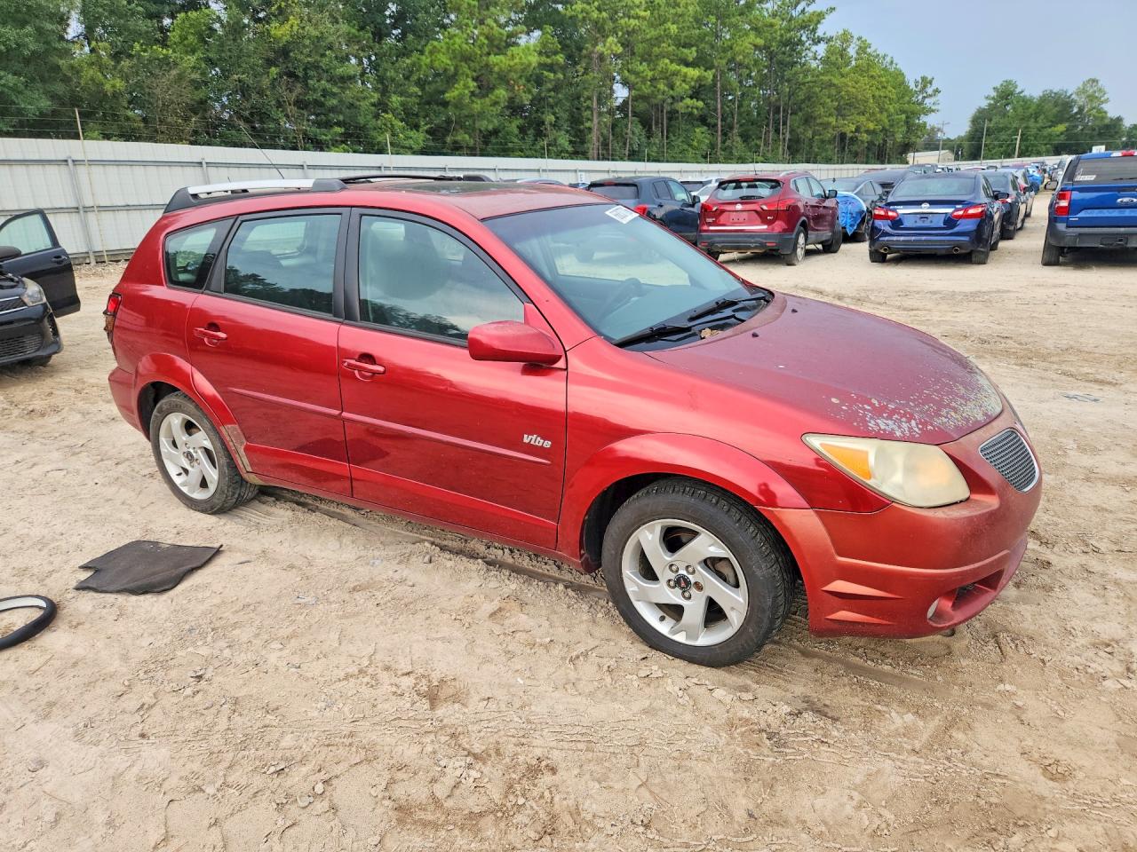 2005 Pontiac Vibe Red vin: 5Y2SL63845Z483158