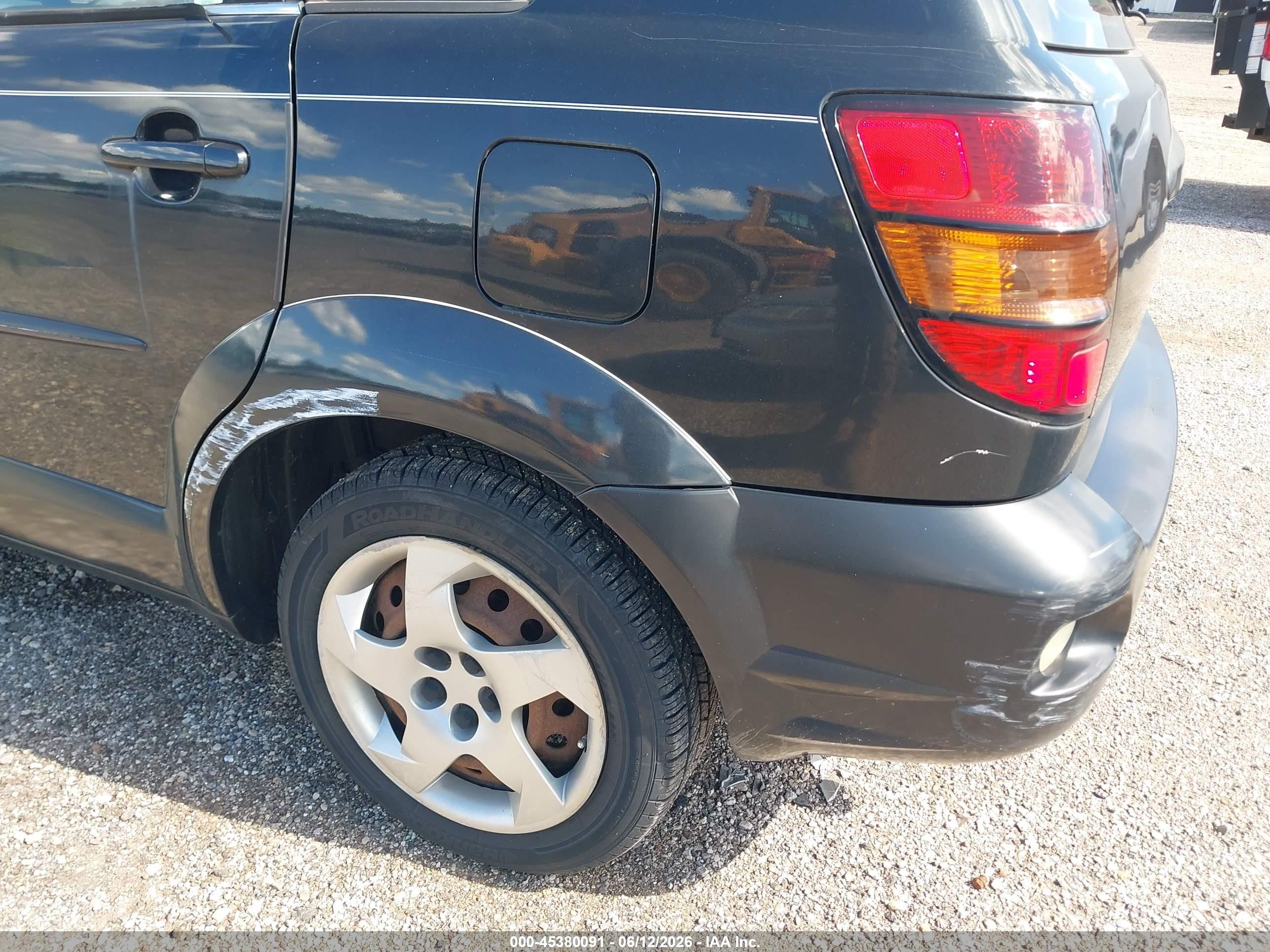 2005 Pontiac Vibe   Black vin: 5Y2SL63855Z408887