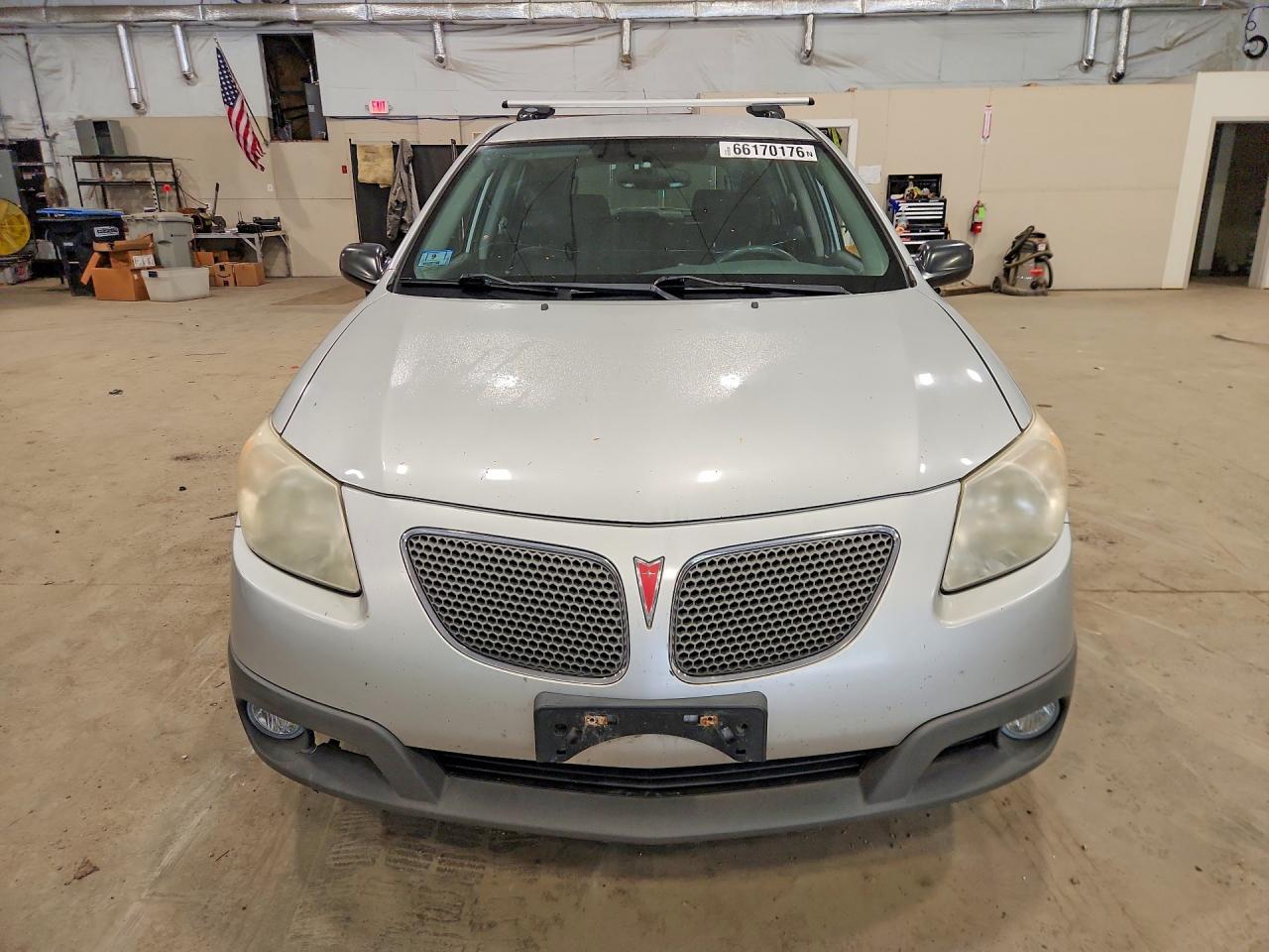 2005 Pontiac Vibe Серебряный vin: 5Y2SL63855Z445194