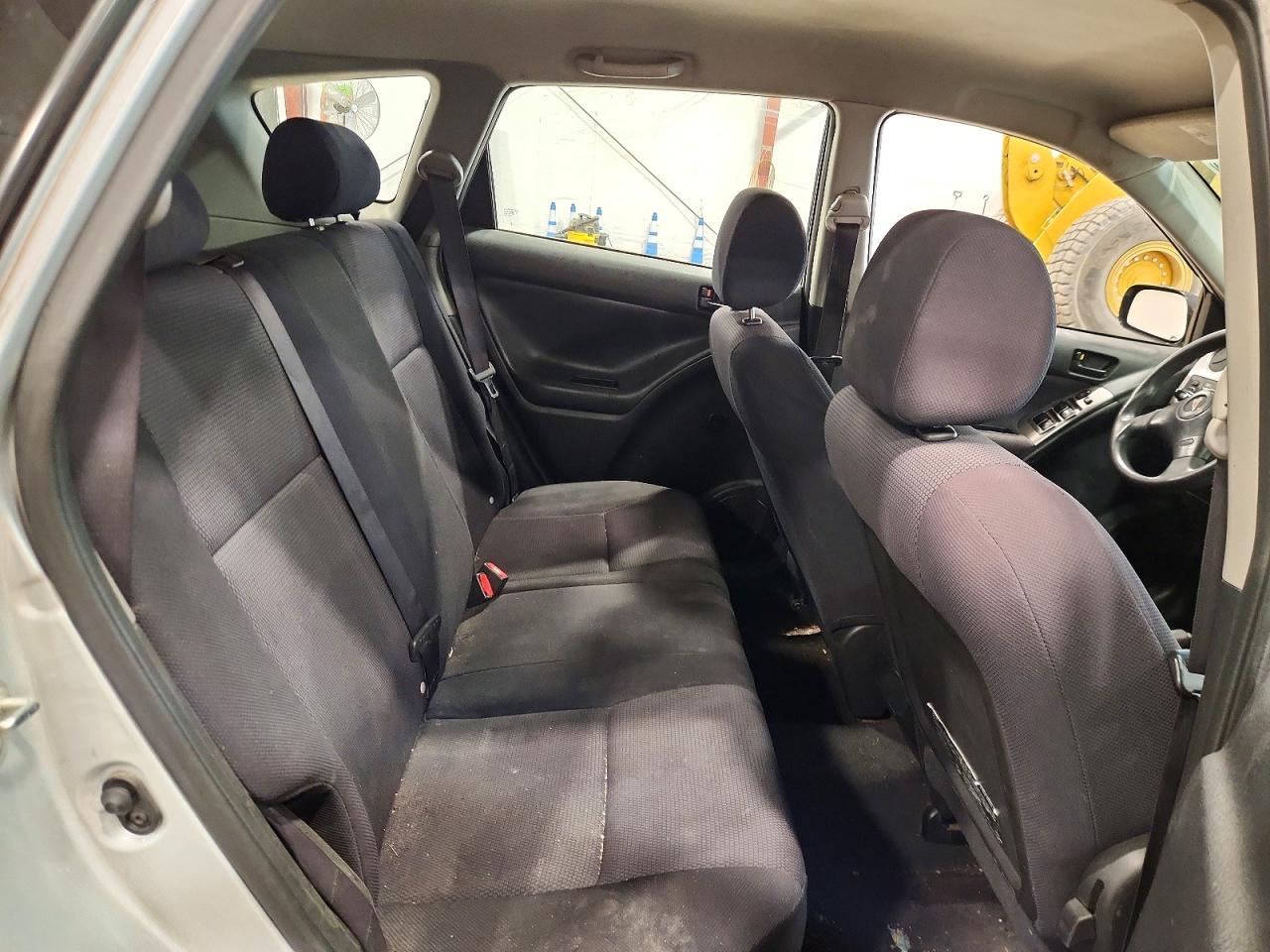 2005 Pontiac Vibe Серебряный vin: 5Y2SL63855Z445194