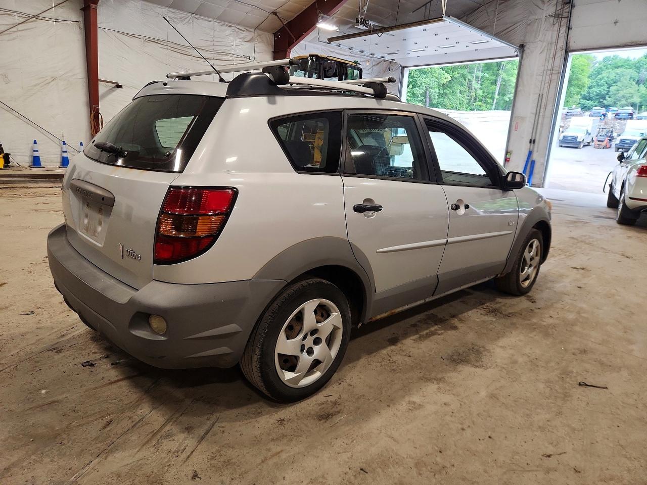 2005 Pontiac Vibe Серебряный vin: 5Y2SL63855Z445194