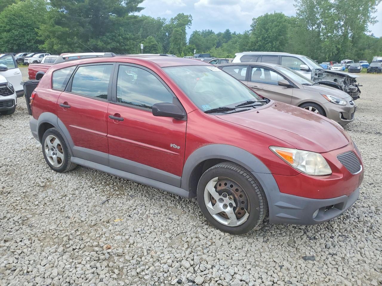 2005 Pontiac Vibe Red vin: 5Y2SL63855Z455191