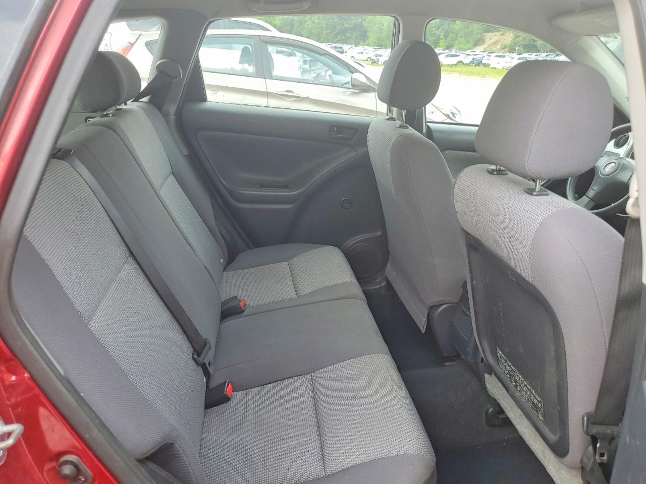 2005 Pontiac Vibe Red vin: 5Y2SL63855Z455191