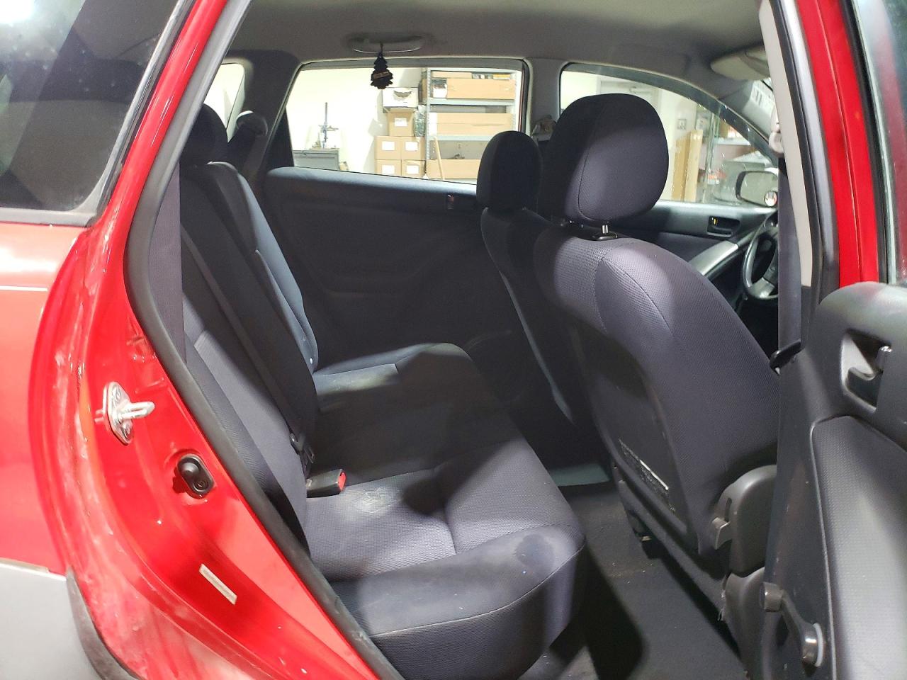 2005 Pontiac Vibe Red vin: 5Y2SL63875Z455127