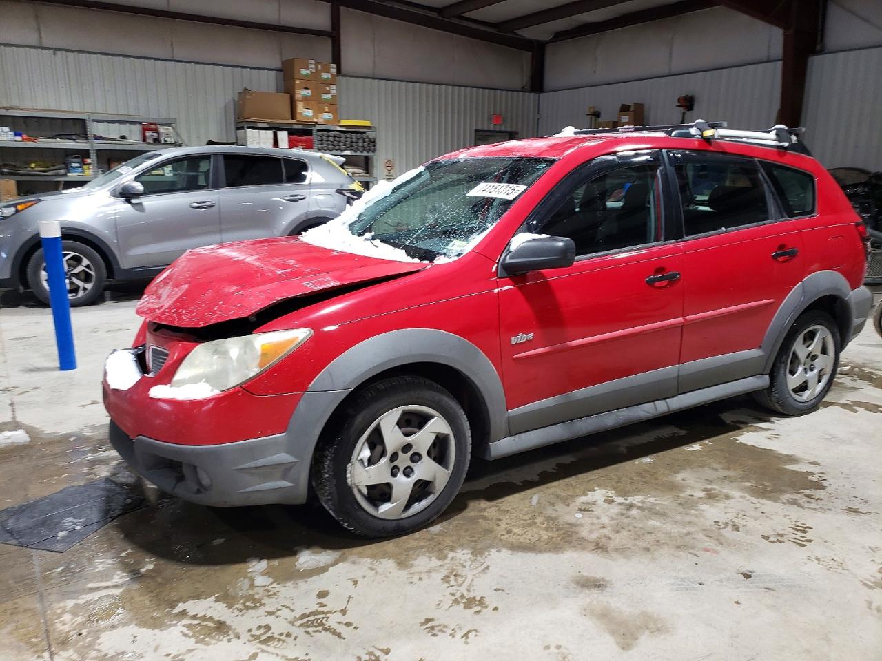 2005 Pontiac Vibe Red vin: 5Y2SL63875Z455127