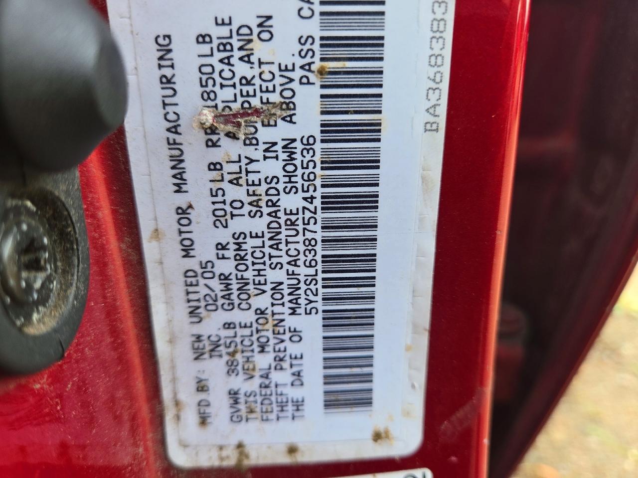 2005 Pontiac Vibe Red vin: 5Y2SL63875Z456536