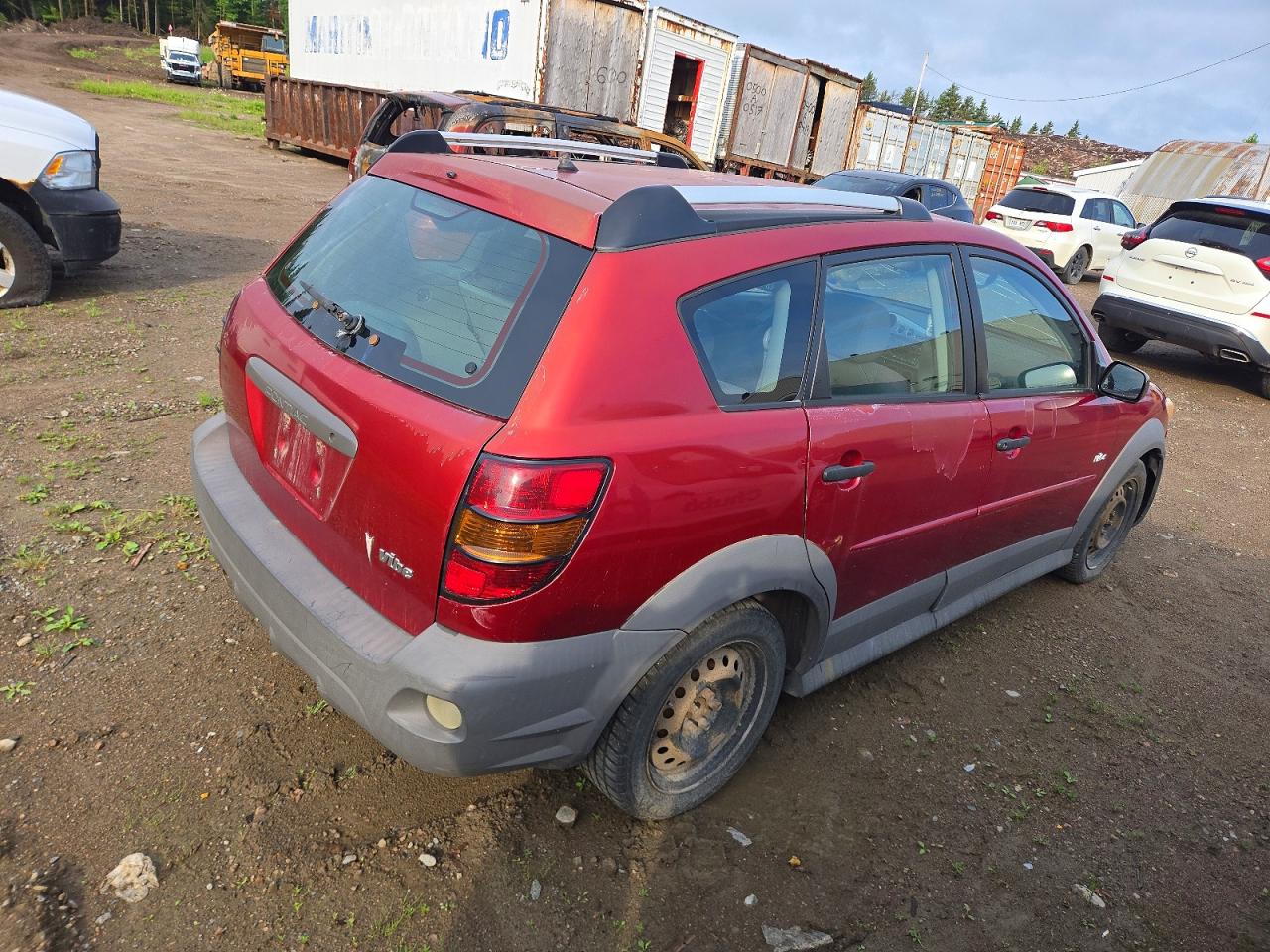 2005 Pontiac Vibe Red vin: 5Y2SL63875Z456536