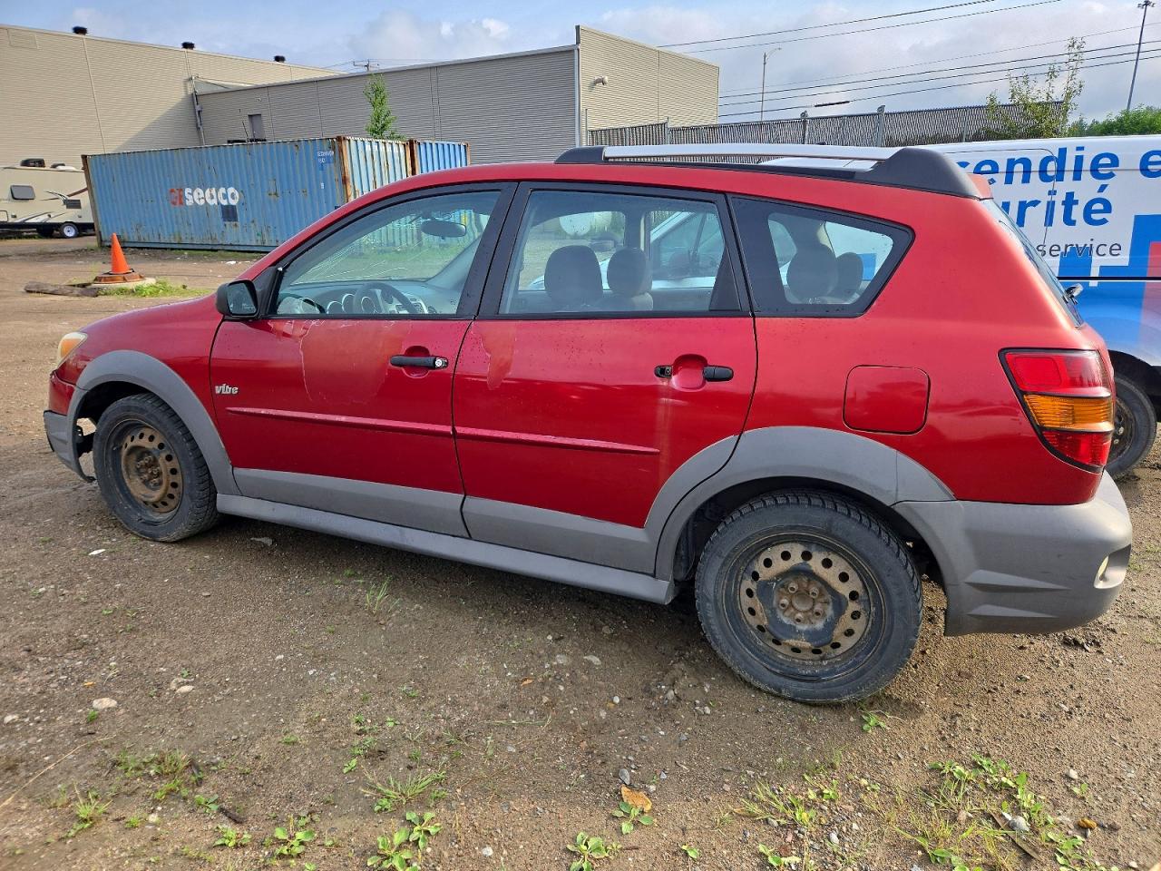 2005 Pontiac Vibe Red vin: 5Y2SL63875Z456536