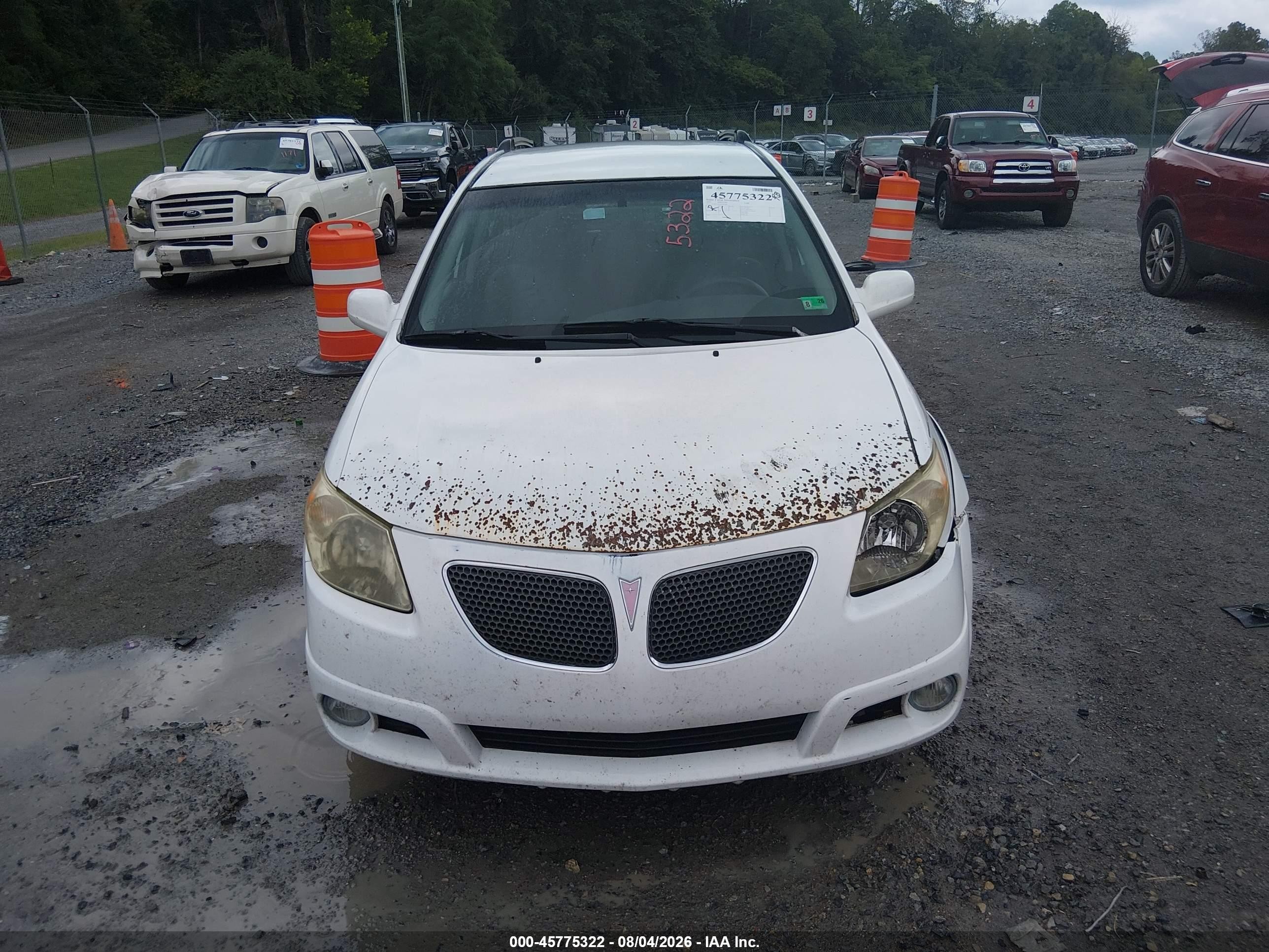 2005 Pontiac Vibe   White vin: 5Y2SL63875Z482389