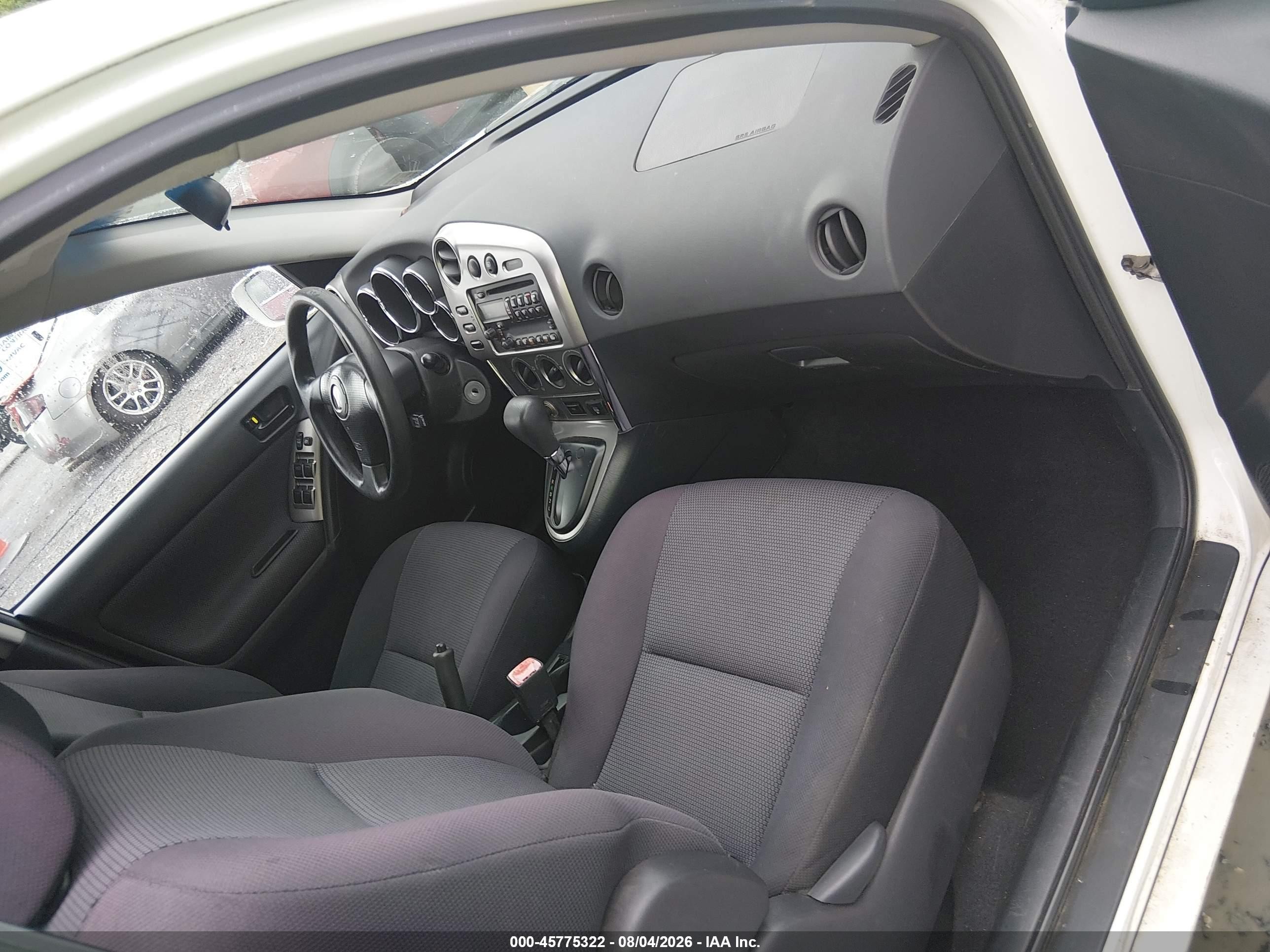 2005 Pontiac Vibe   White vin: 5Y2SL63875Z482389