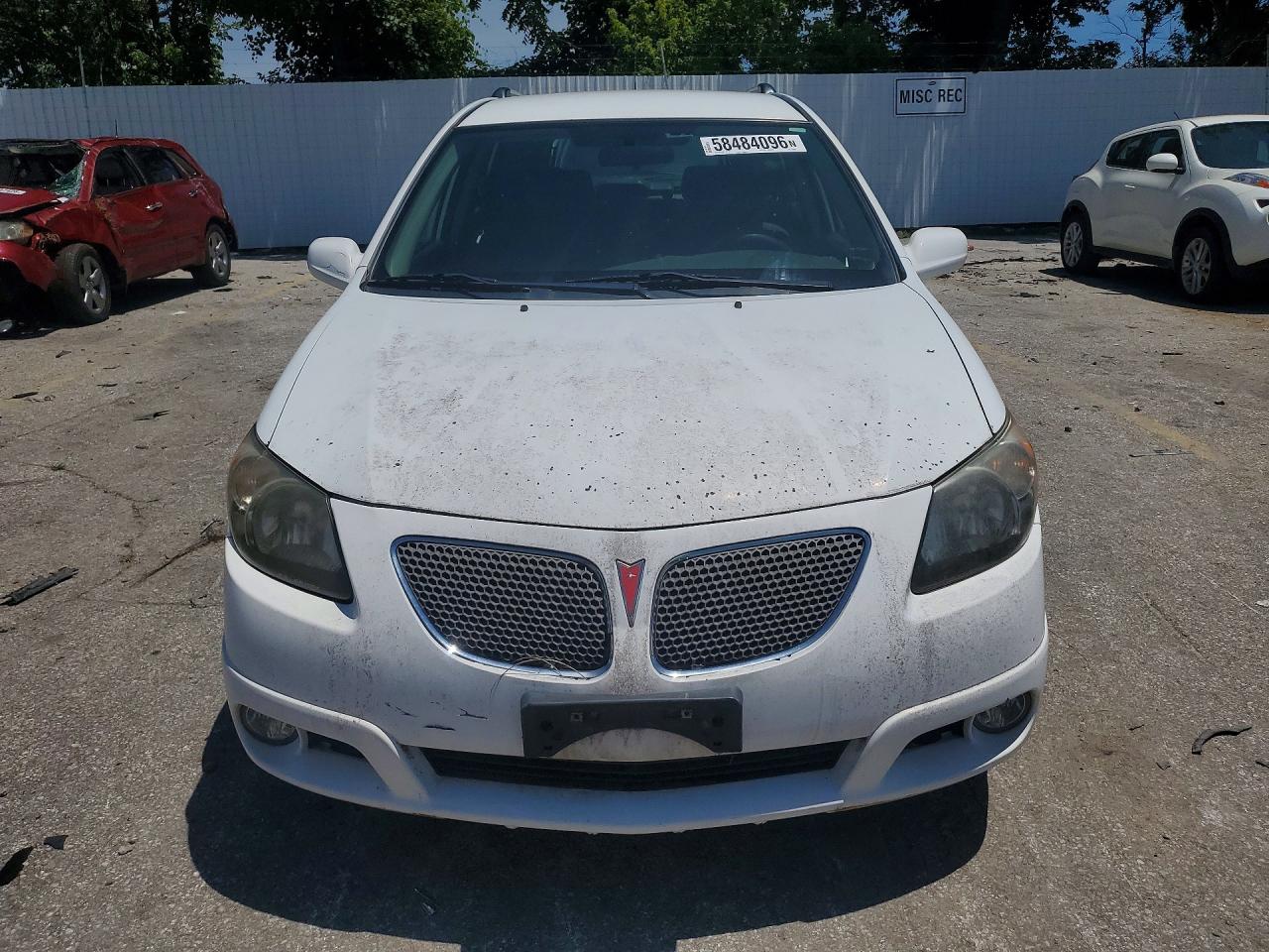 2005 Pontiac Vibe White vin: 5Y2SL63885Z410309