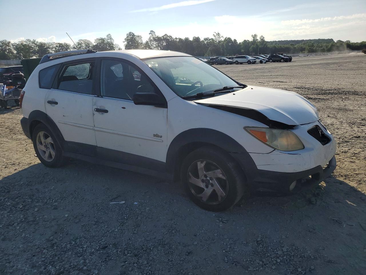 2005 Pontiac Vibe White vin: 5Y2SL63885Z455444