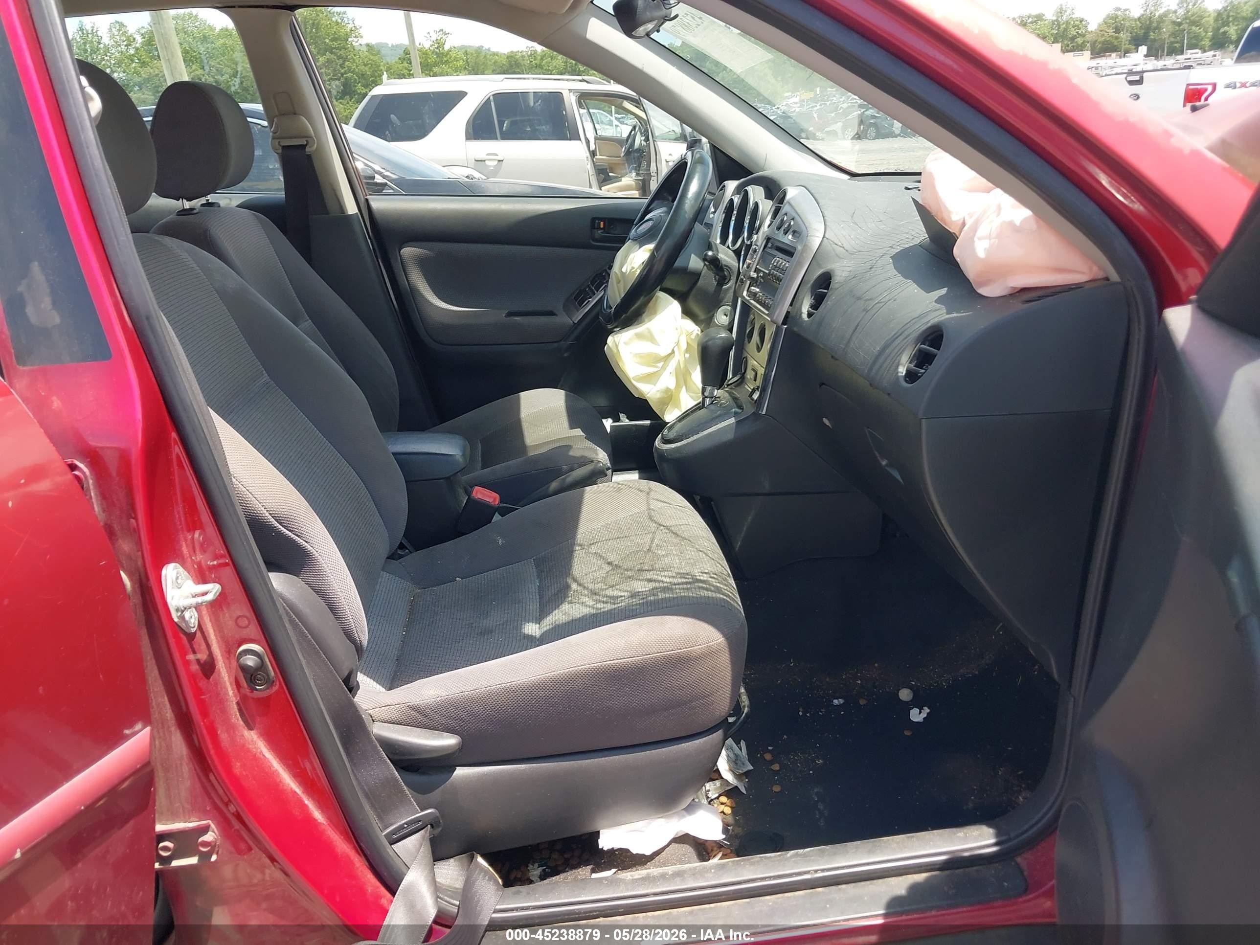 2005 Pontiac Vibe   Red vin: 5Y2SL63885Z478416