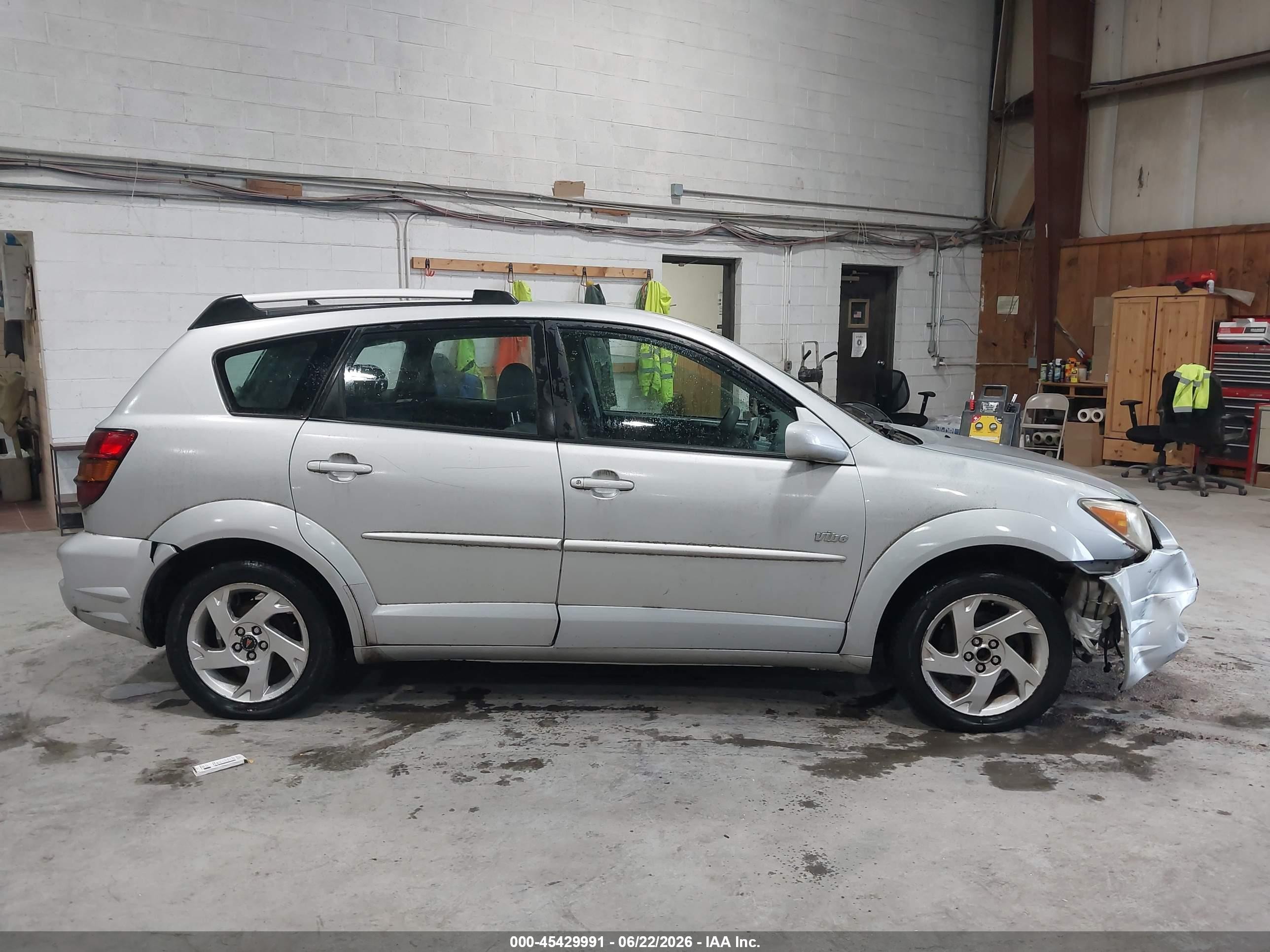 2005 Pontiac Vibe   Gray vin: 5Y2SL63895Z420878