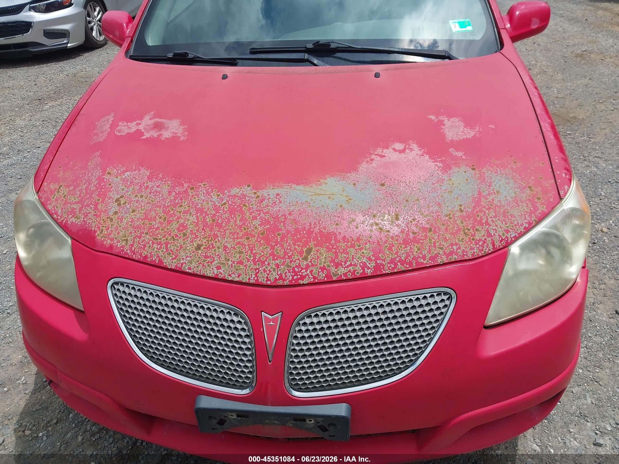 2005 Pontiac Vibe Red vin: 5Y2SL63895Z441794