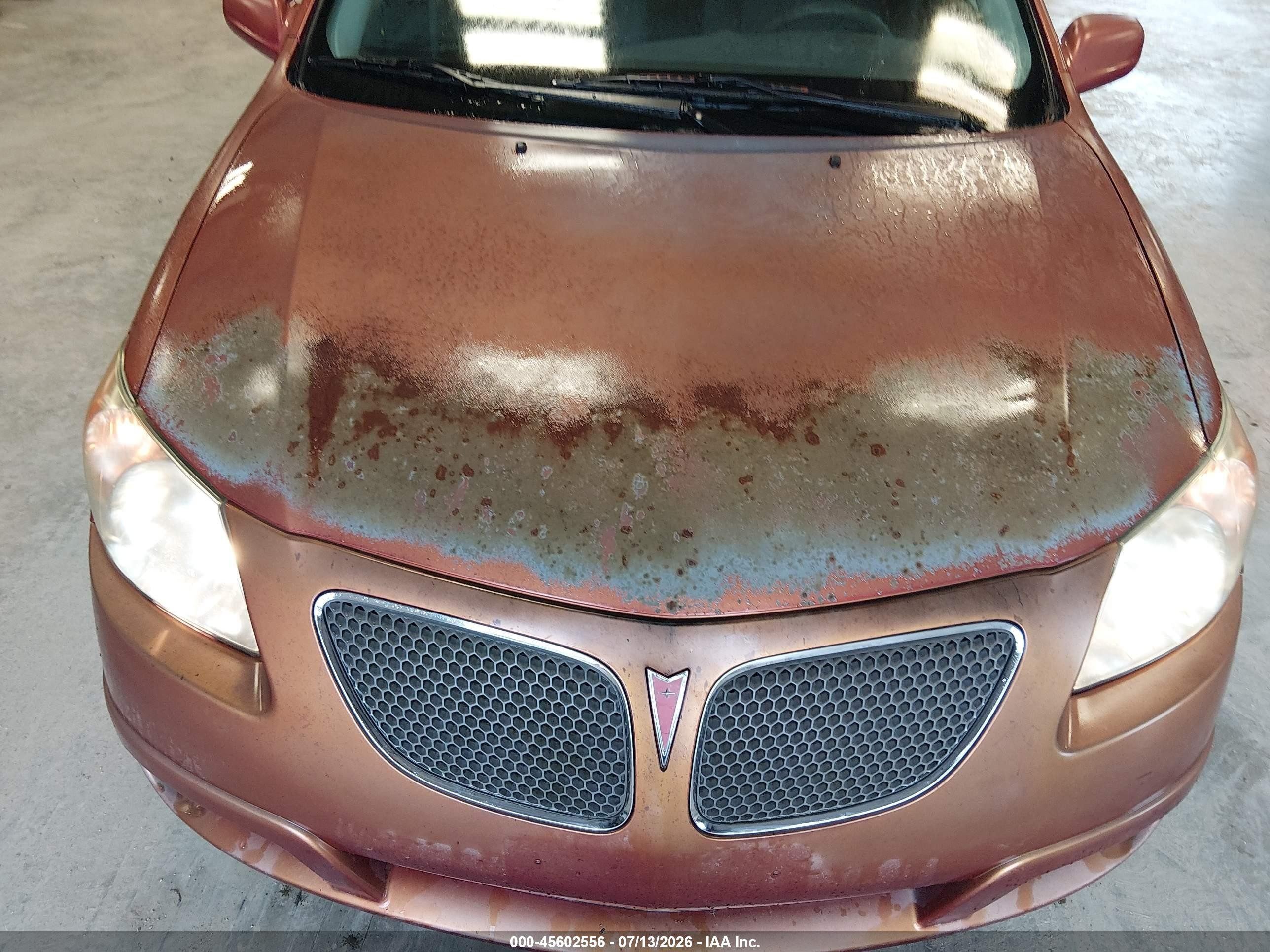2005 Pontiac Vibe   Orange vin: 5Y2SL638X5Z421795