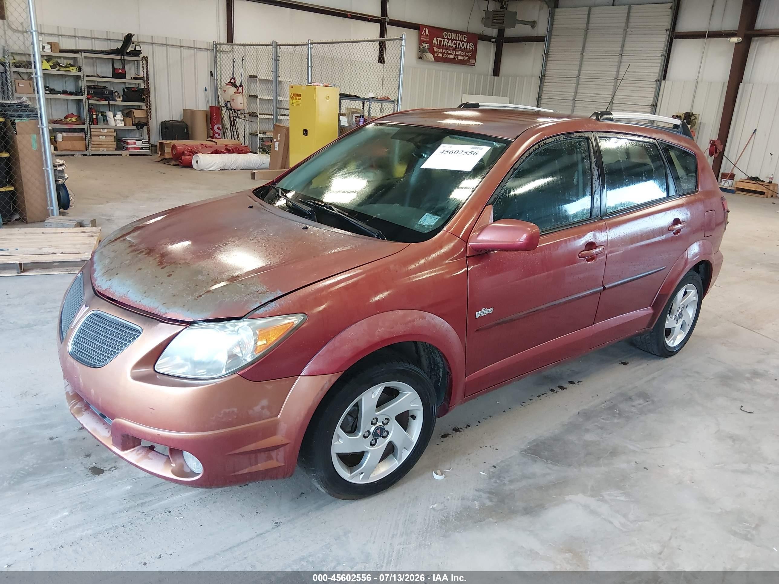 2005 Pontiac Vibe   Orange vin: 5Y2SL638X5Z421795