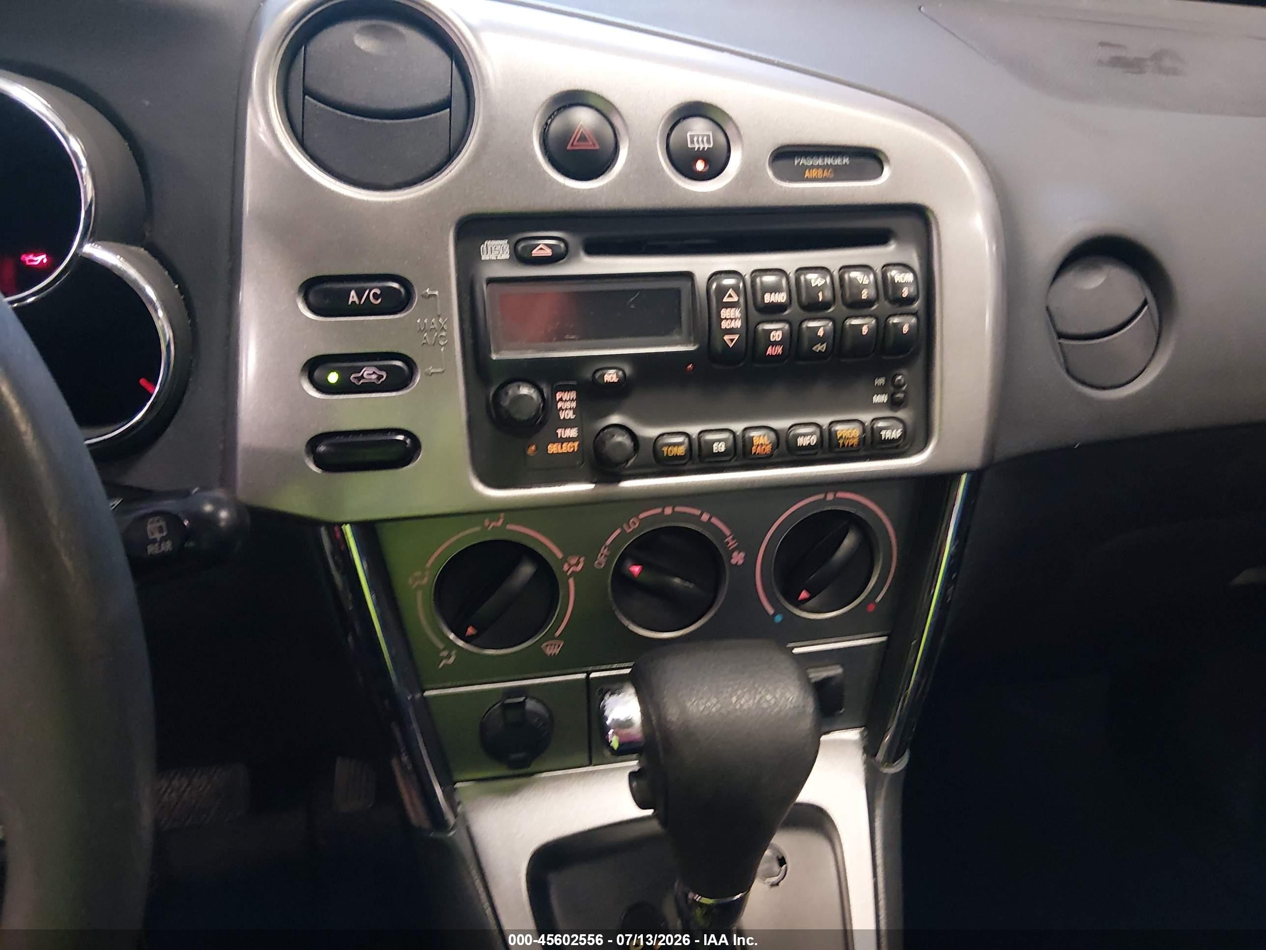 2005 Pontiac Vibe   Orange vin: 5Y2SL638X5Z421795