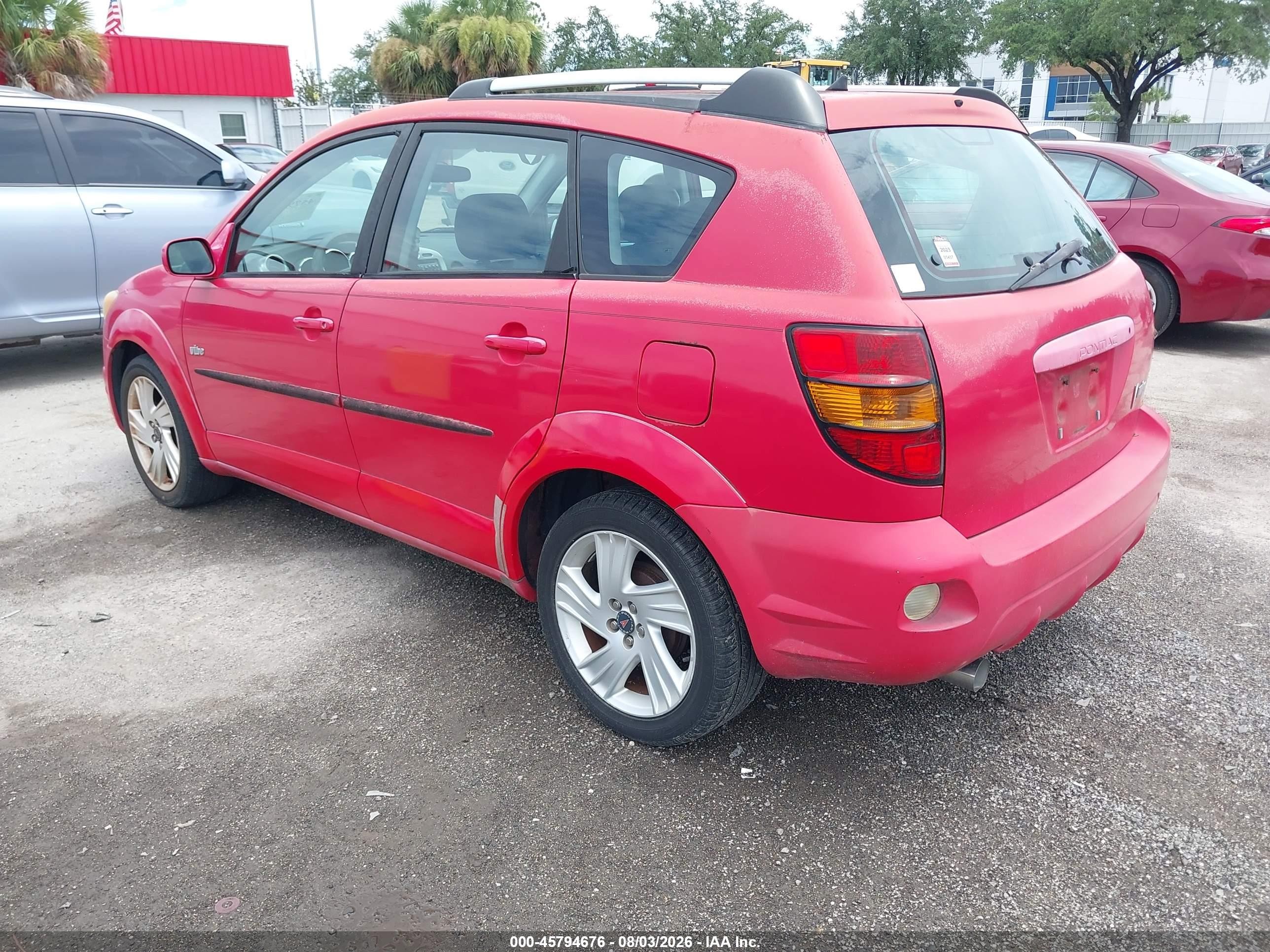 2005 Pontiac Vibe   Red vin: 5Y2SL638X5Z429668