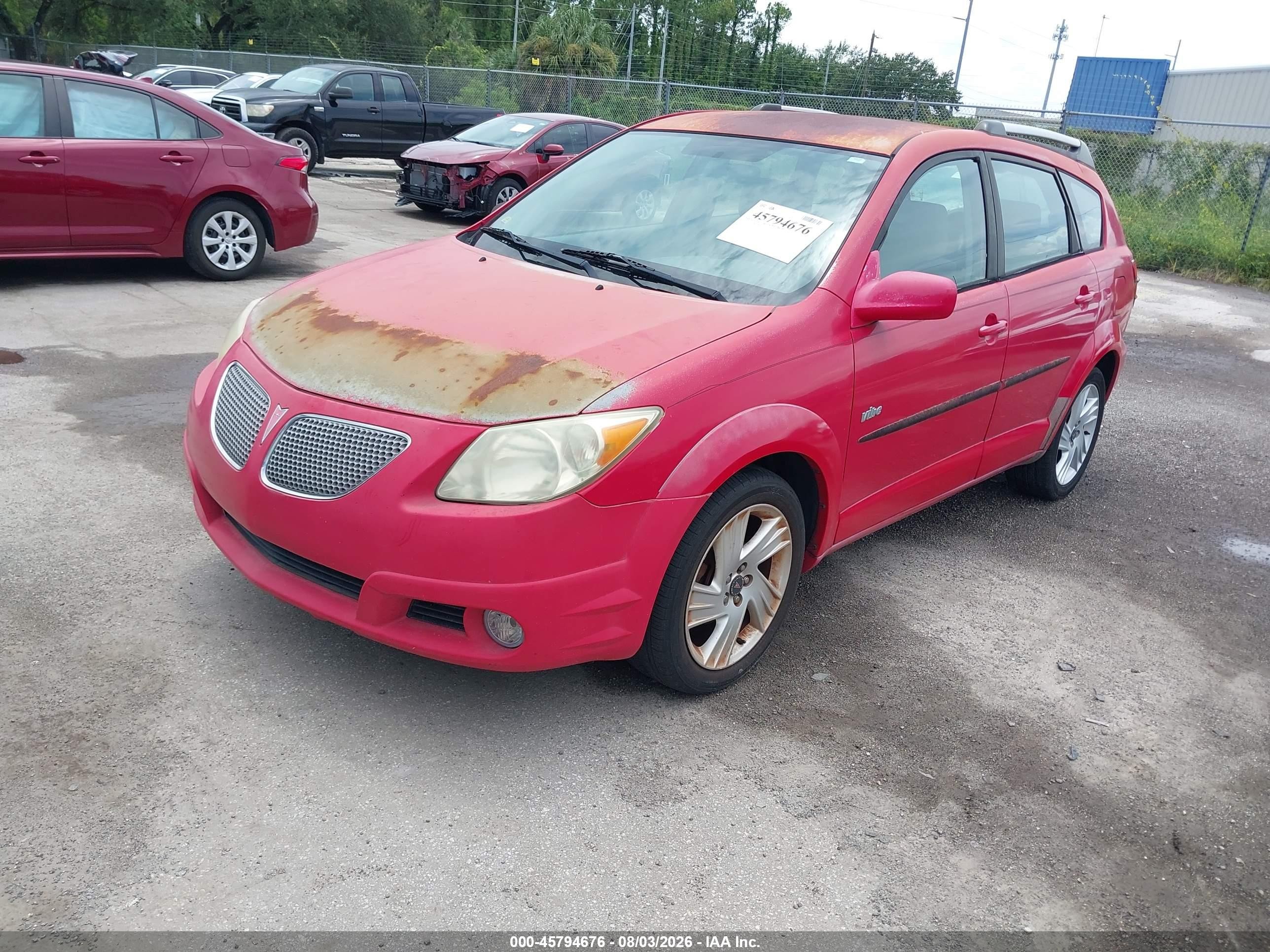 2005 Pontiac Vibe   Red vin: 5Y2SL638X5Z429668