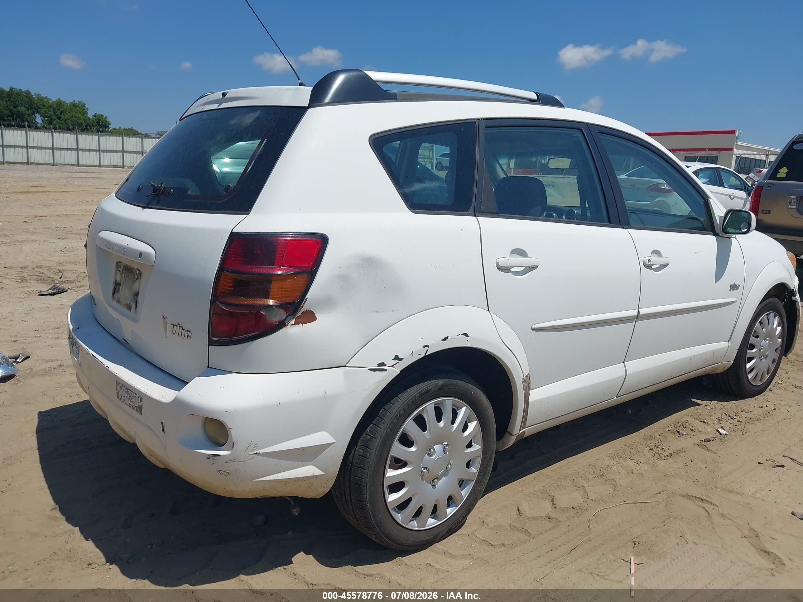 2005 Pontiac Vibe   White vin: 5Y2SL638X5Z433638