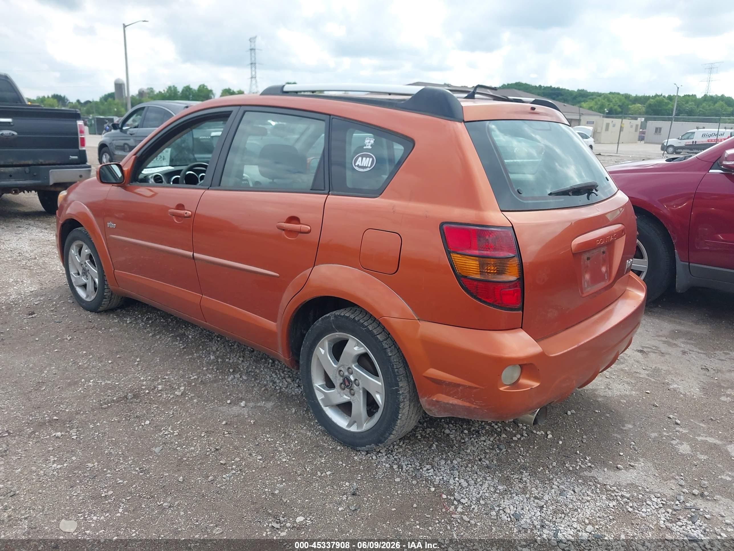 2005 Pontiac Vibe   Оранжевый vin: 5Y2SL638X5Z433672