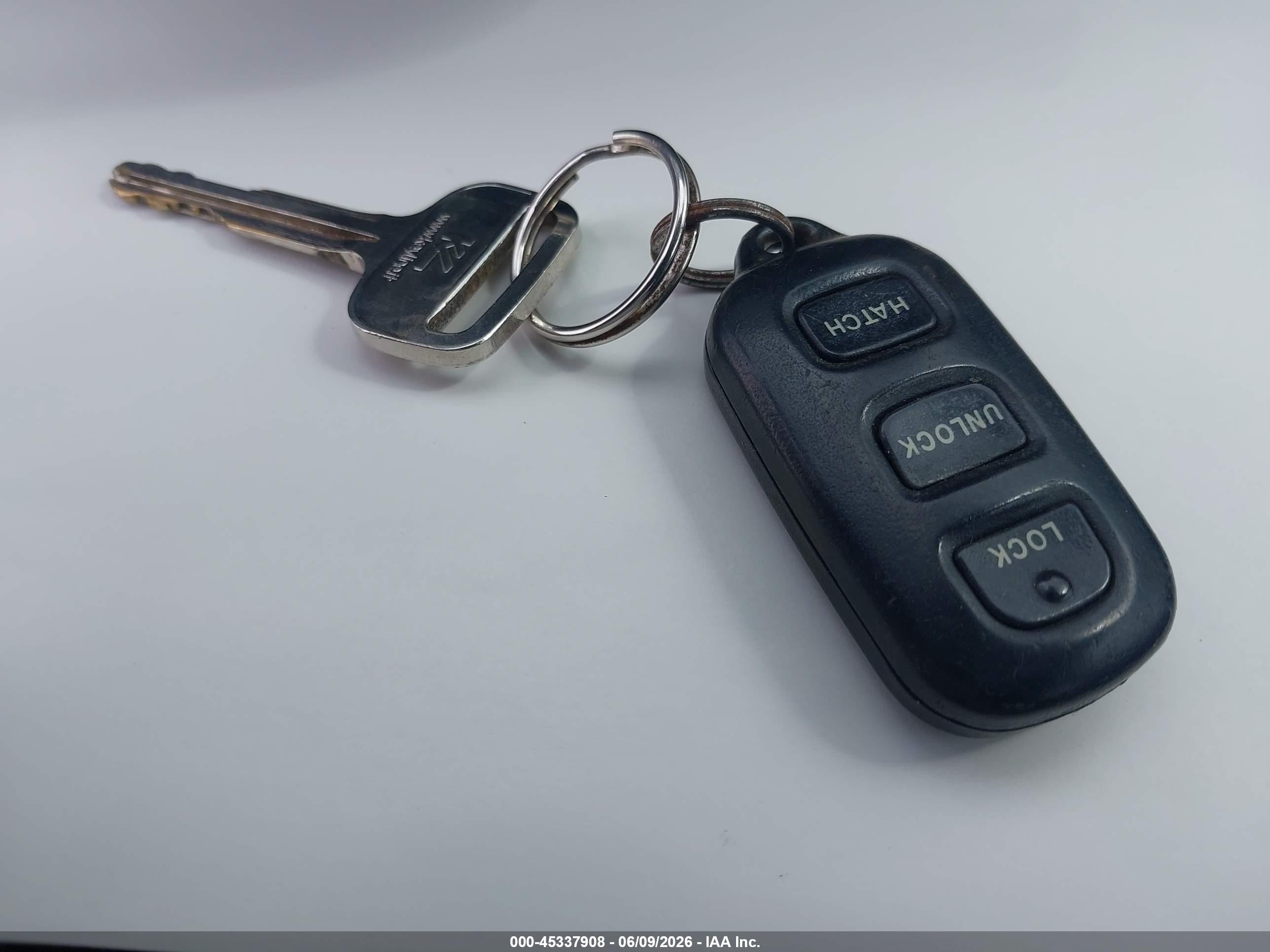 2005 Pontiac Vibe   Оранжевый vin: 5Y2SL638X5Z433672