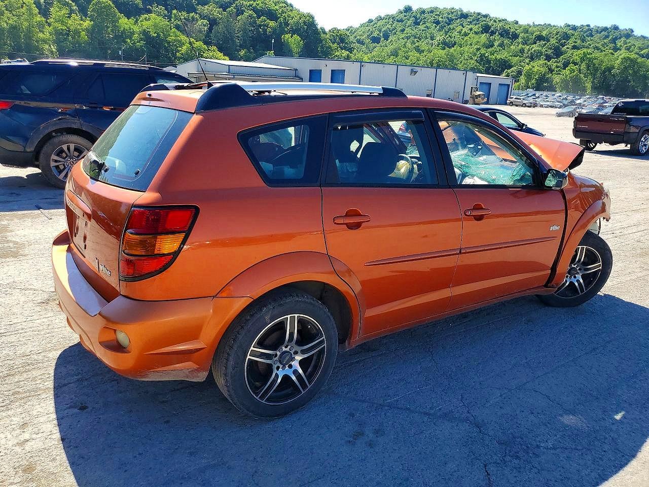 2004 Pontiac Vibe Оранжевый vin: 5Y2SL64854Z414802