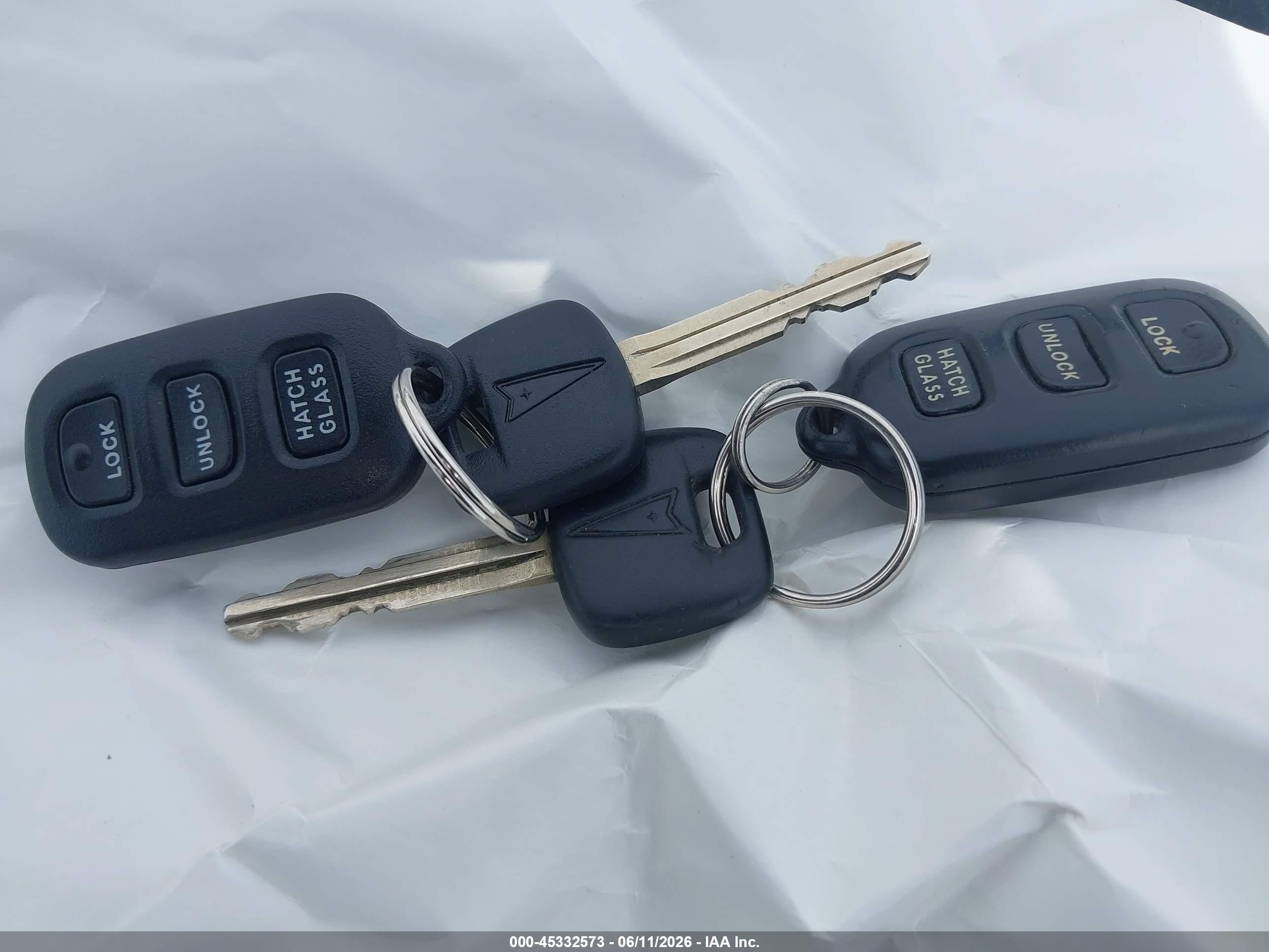 2006 Pontiac Vibe   Black vin: 5Y2SL65806Z407774