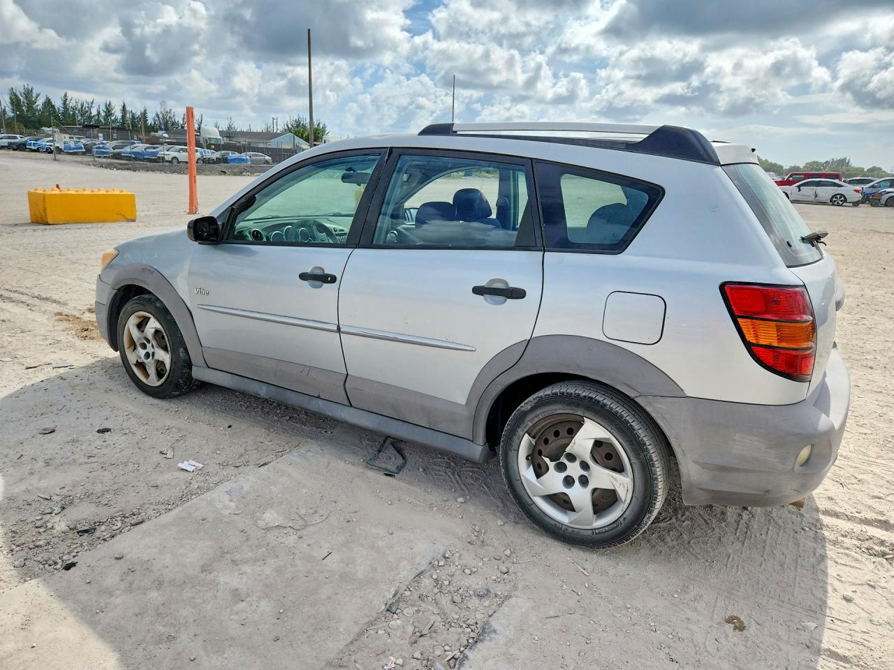 2006 Pontiac Vibe Silver vin: 5Y2SL65806Z436210