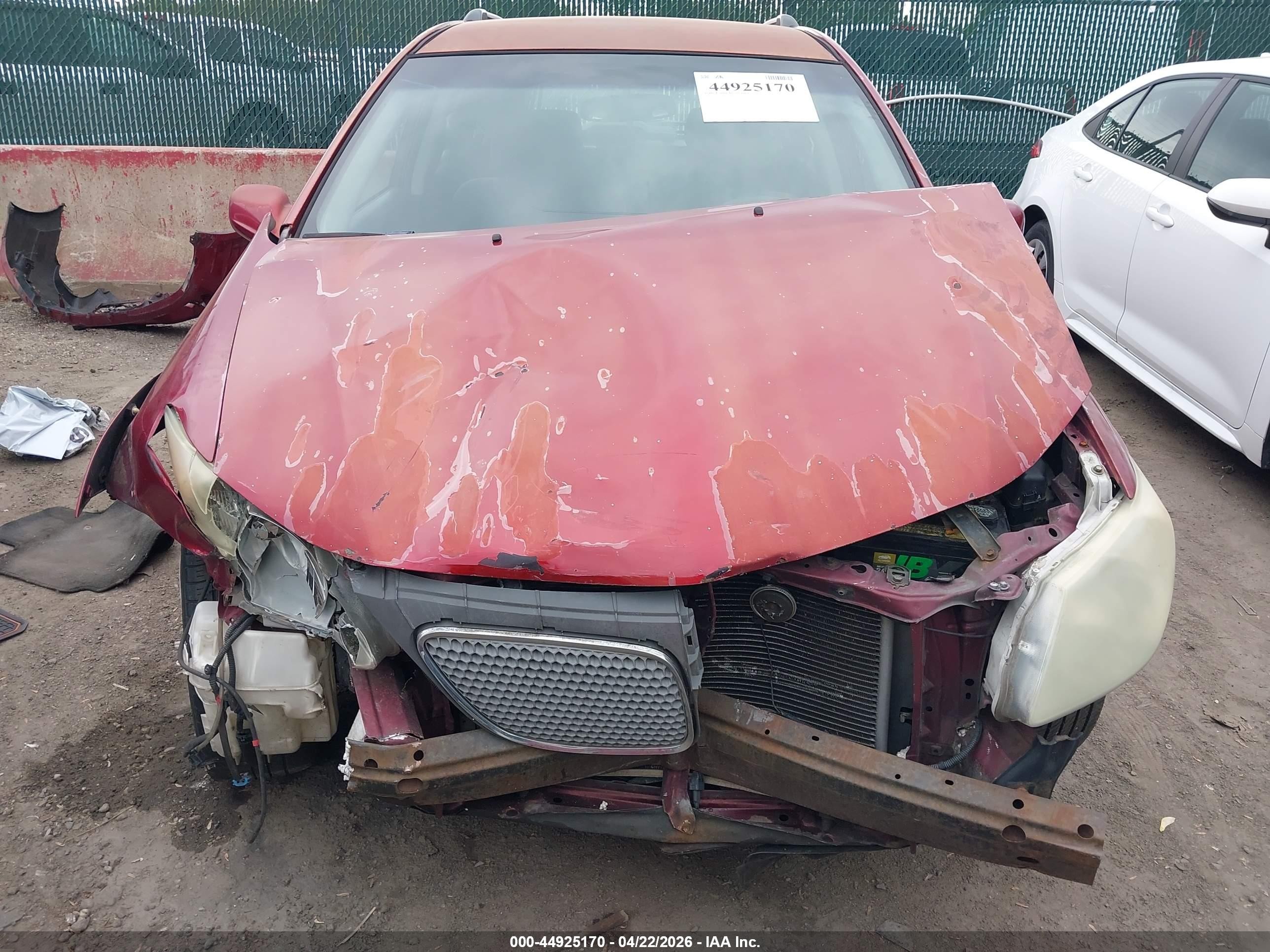 2007 Pontiac Vibe   Красный vin: 5Y2SL65807Z400521