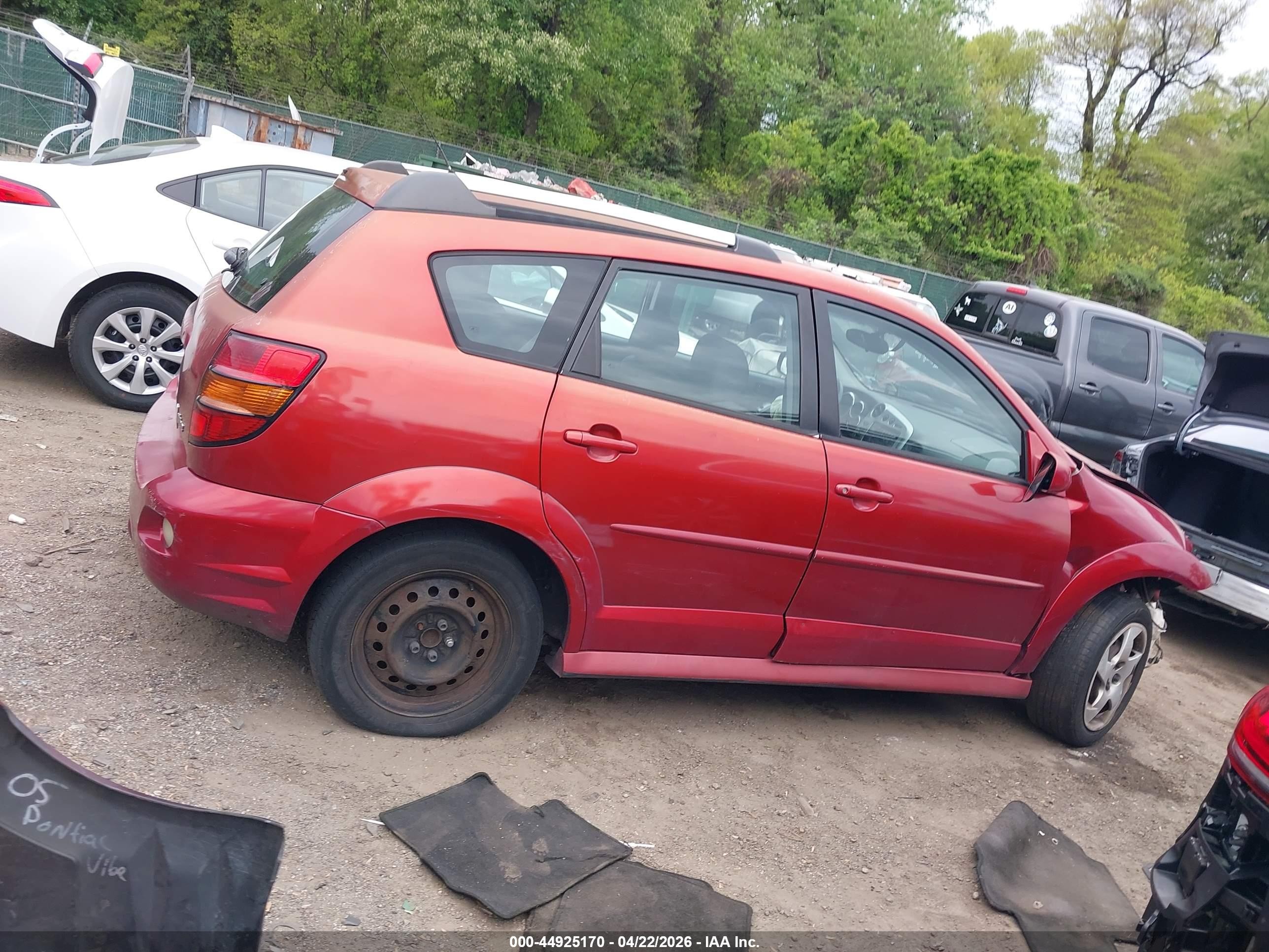 2007 Pontiac Vibe   Красный vin: 5Y2SL65807Z400521