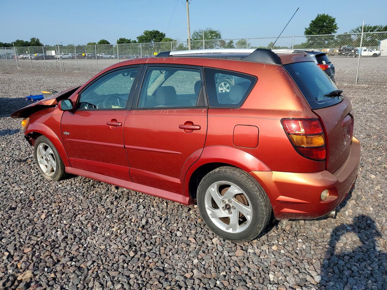 2007 Pontiac Vibe Orange vin: 5Y2SL65807Z421207
