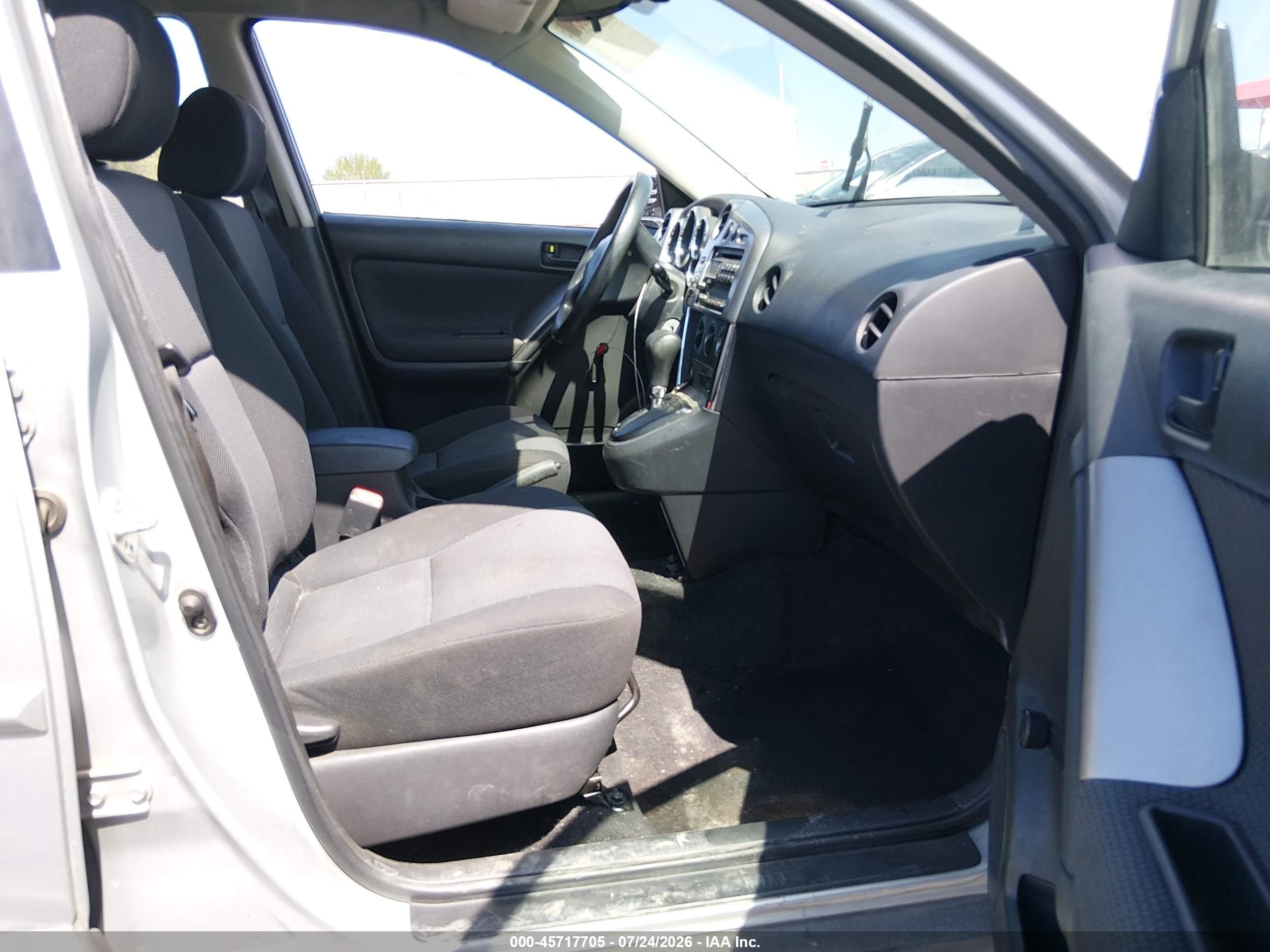 2008 Pontiac Vibe   Gray vin: 5Y2SL65808Z404585
