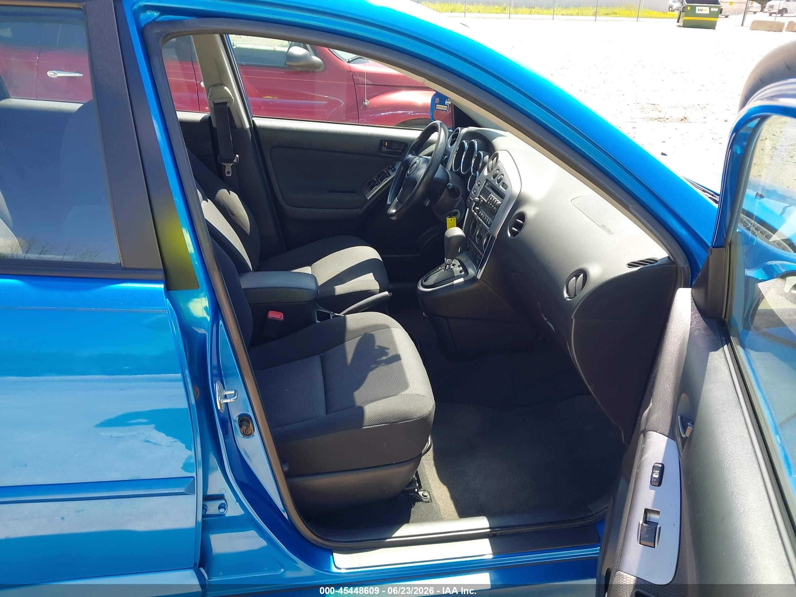2008 Pontiac Vibe   Blue vin: 5Y2SL65808Z404778