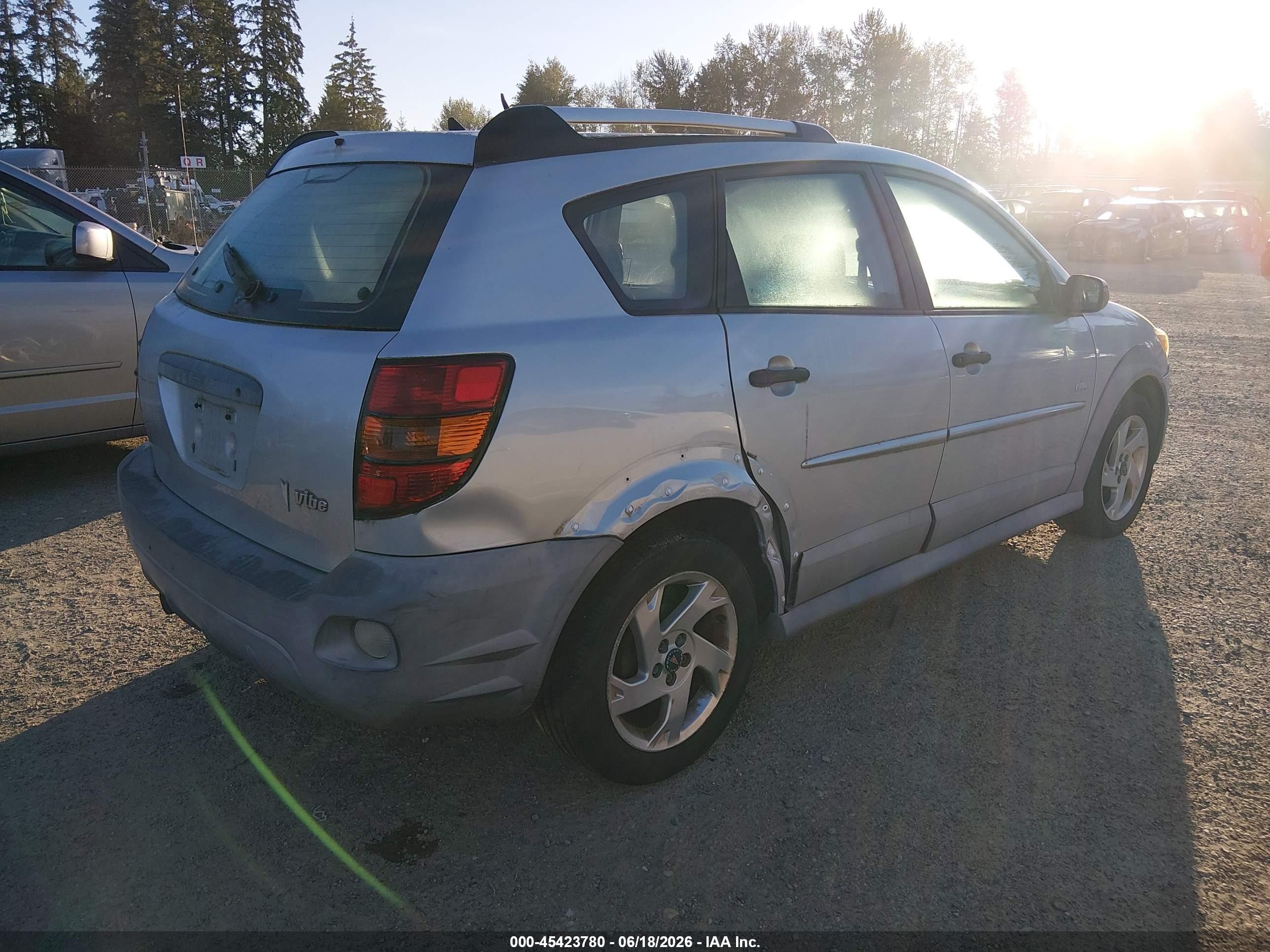 2008 Pontiac Vibe   Silver vin: 5Y2SL65808Z410127
