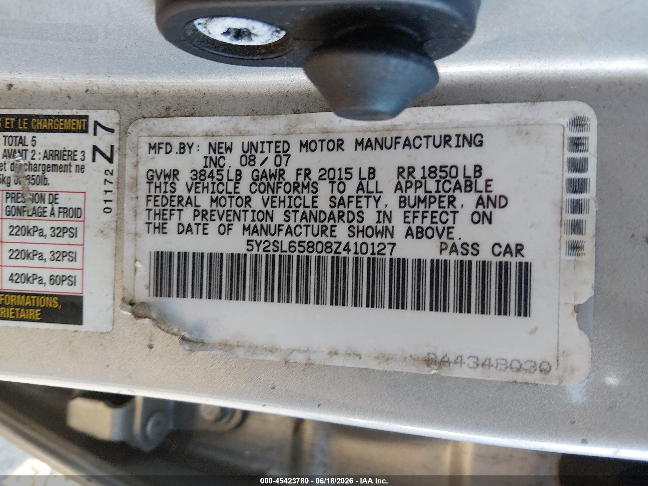 2008 Pontiac Vibe   Silver vin: 5Y2SL65808Z410127
