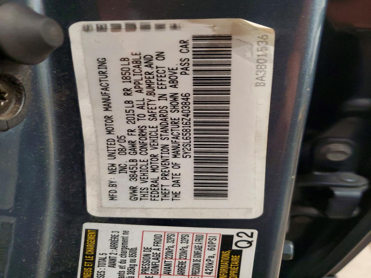2006 Pontiac Vibe Blue vin: 5Y2SL65816Z403846