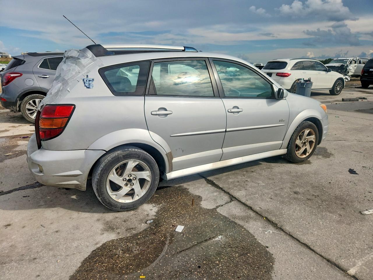 2006 Pontiac Vibe Silver vin: 5Y2SL65816Z435406